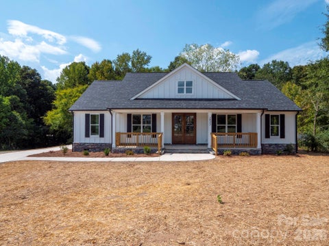 Photo of 2922 SWEETGRASS Lane #33, Monroe, NC 28112 (MLS # 4425604)