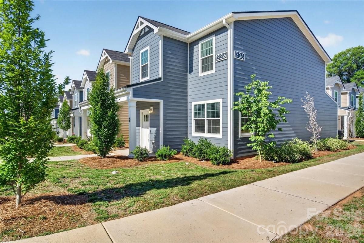 Lincoln Street Townhomes - Residential