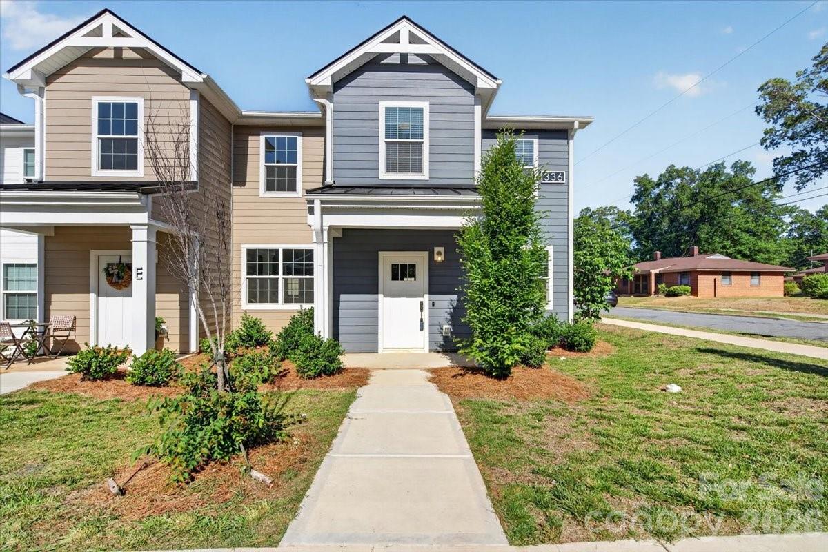 Lincoln Street Townhomes - Residential