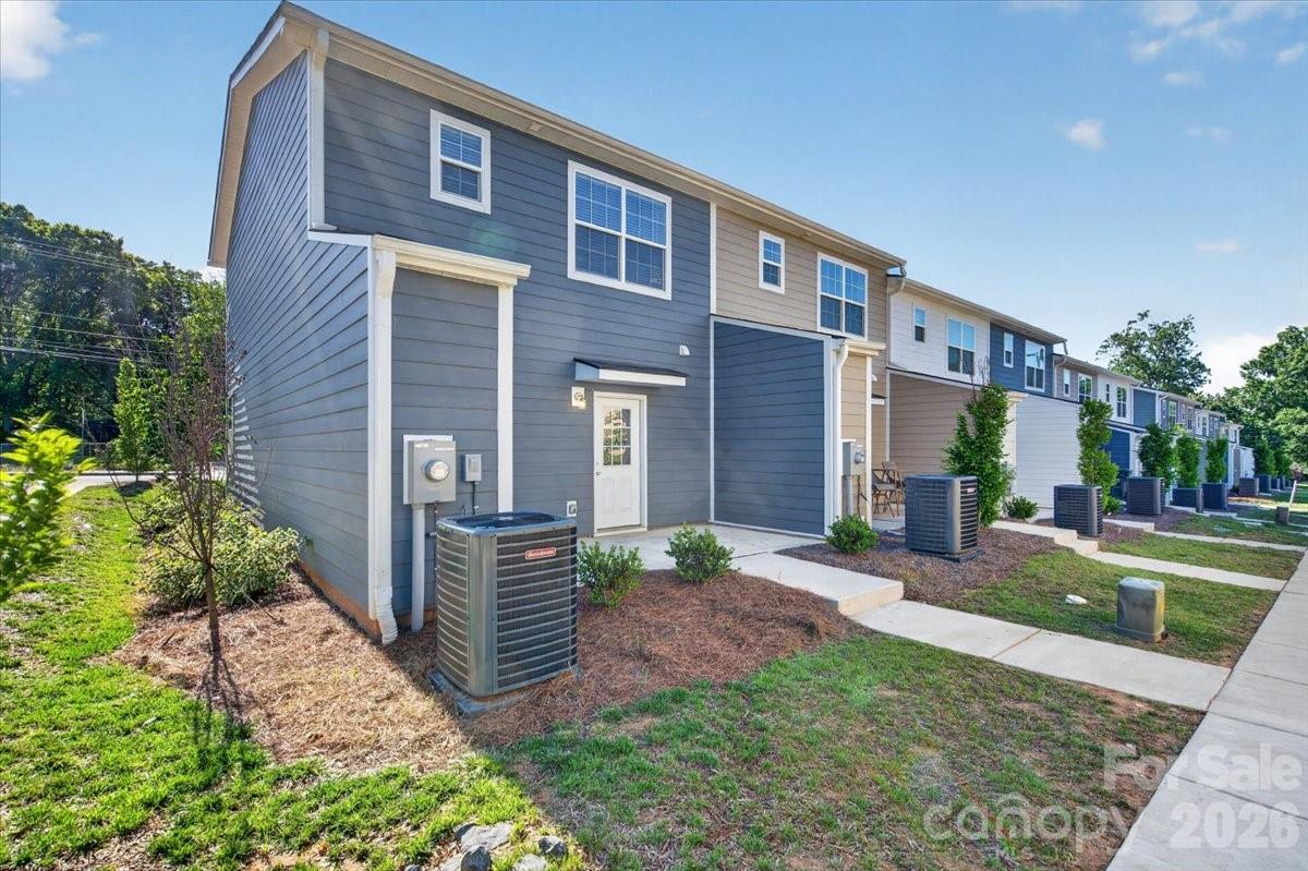 Lincoln Street Townhomes - Residential