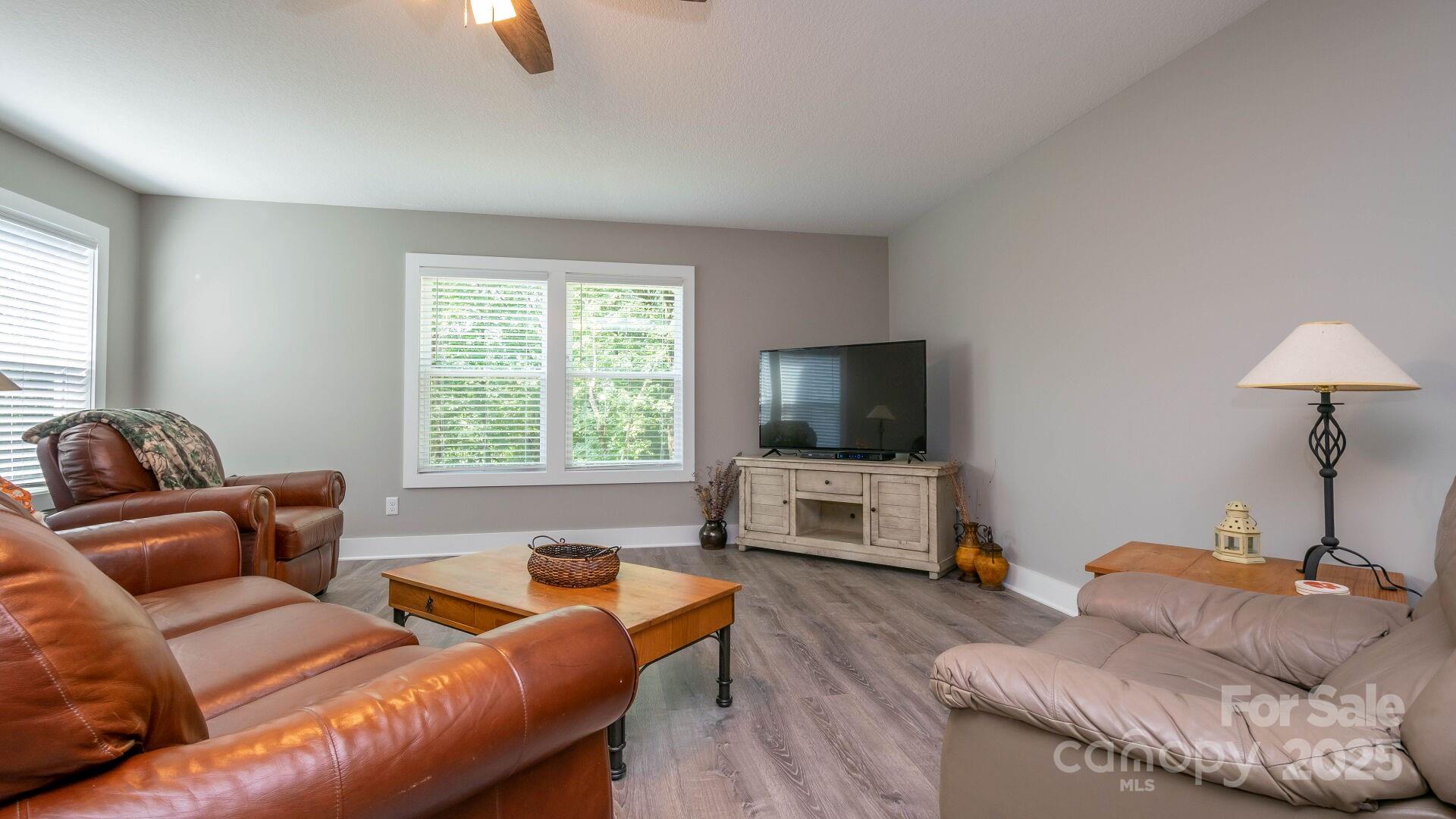 28 Arnie Drive