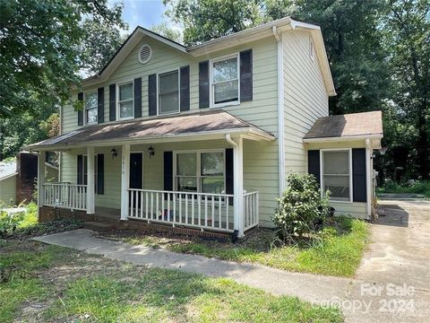 2819 Royal Ridge Lane Charlotte NC 28212