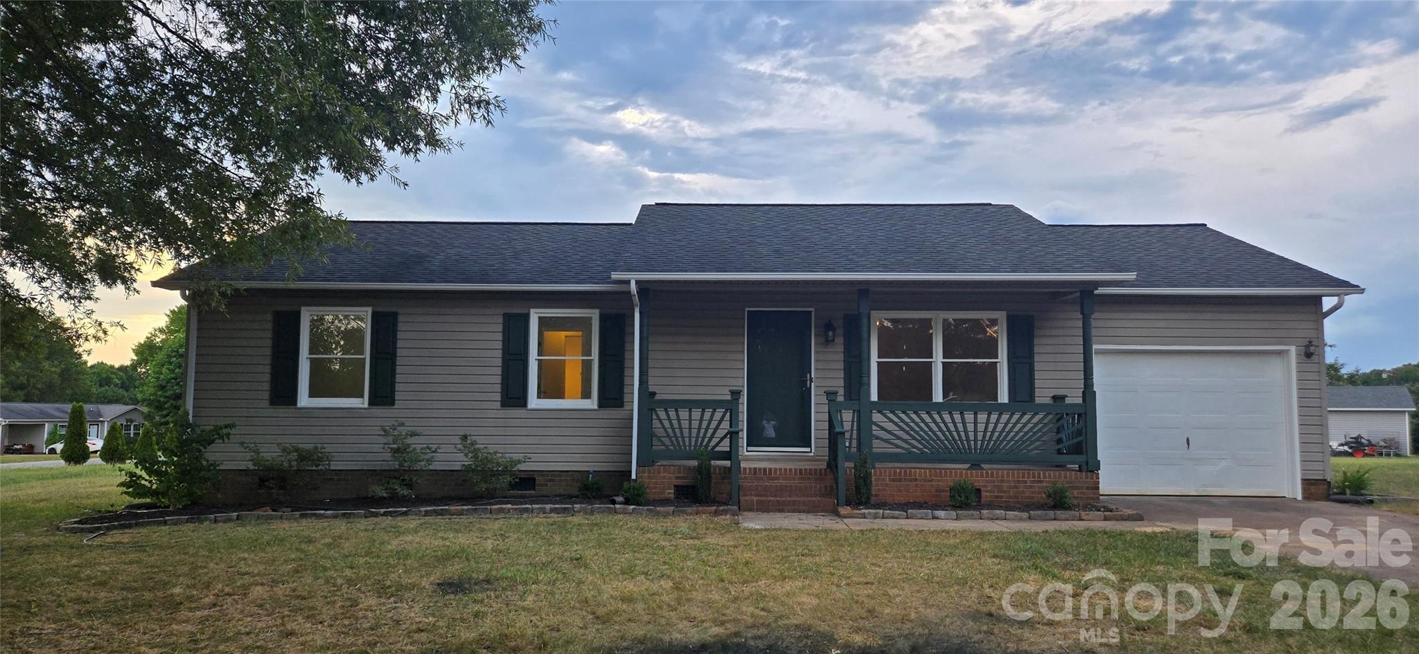 910 Lyndsey Brooke Court