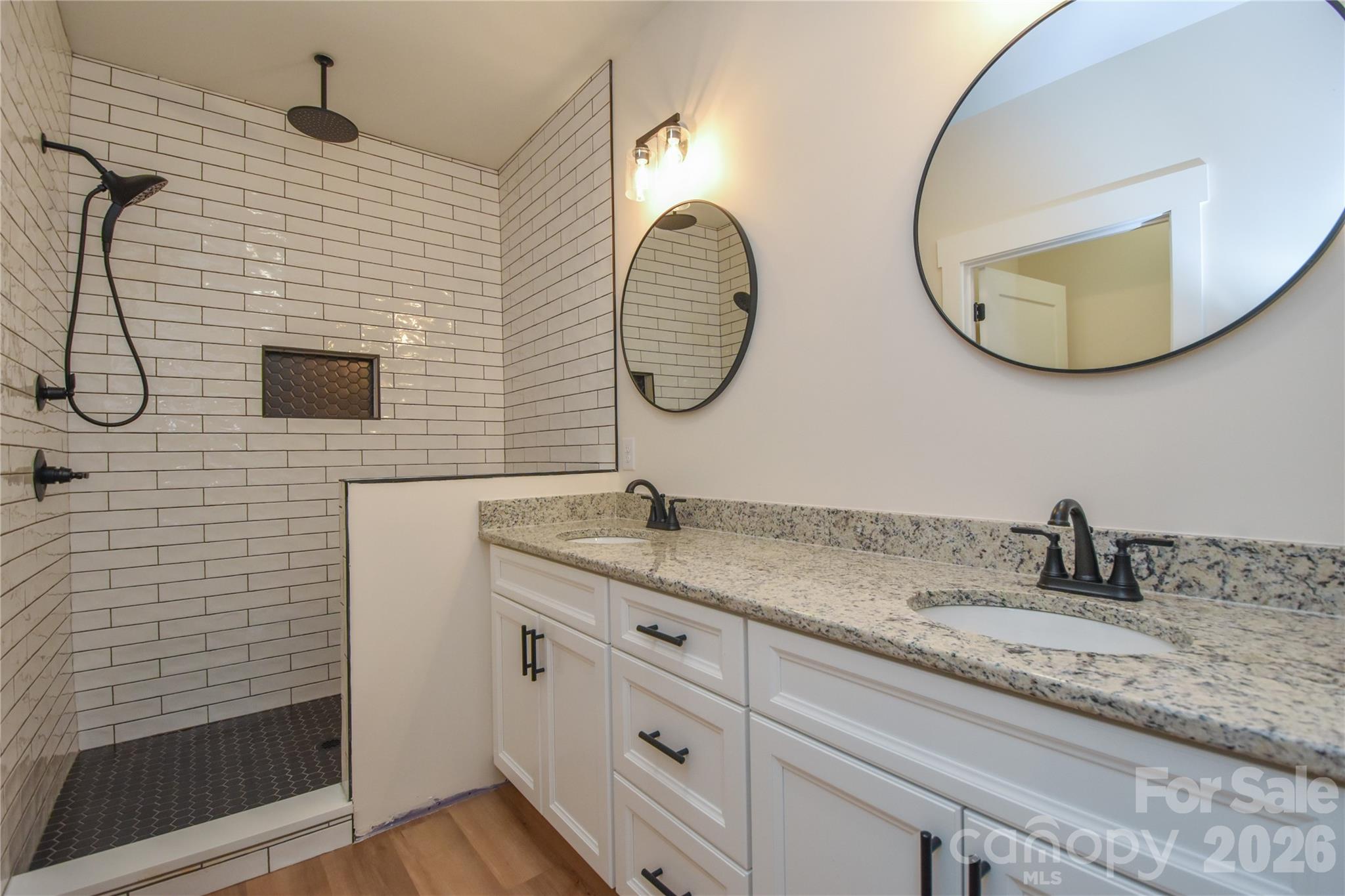 Autumnwoods - Residential