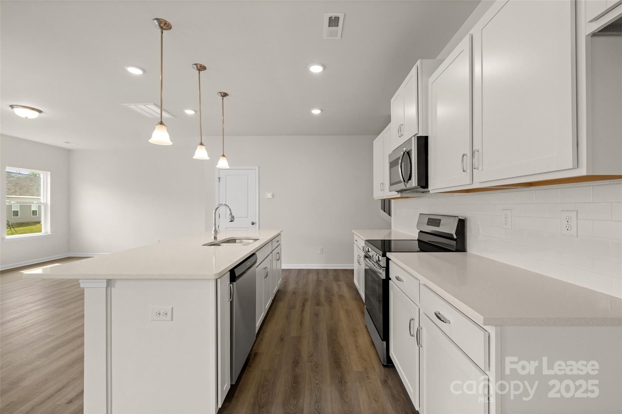 Country Club Village - Residential Lease