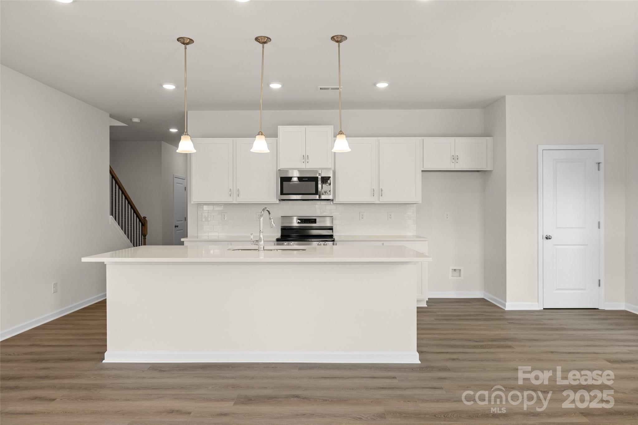 Country Club Village - Residential Lease