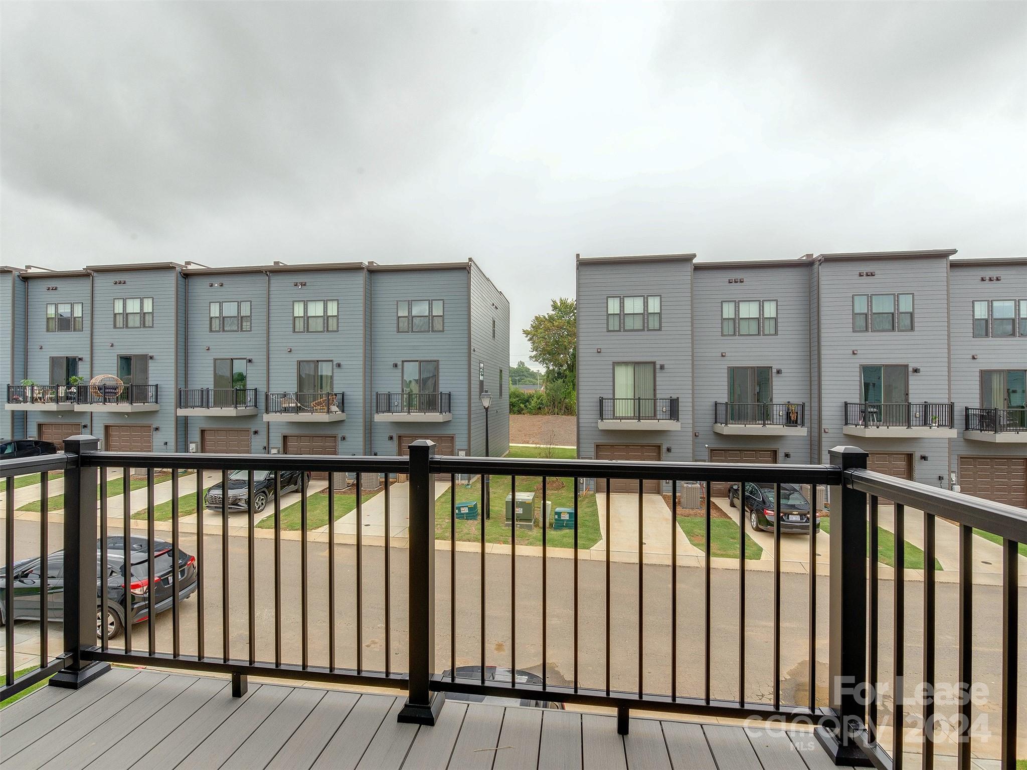 Double Oaks - Residential Lease