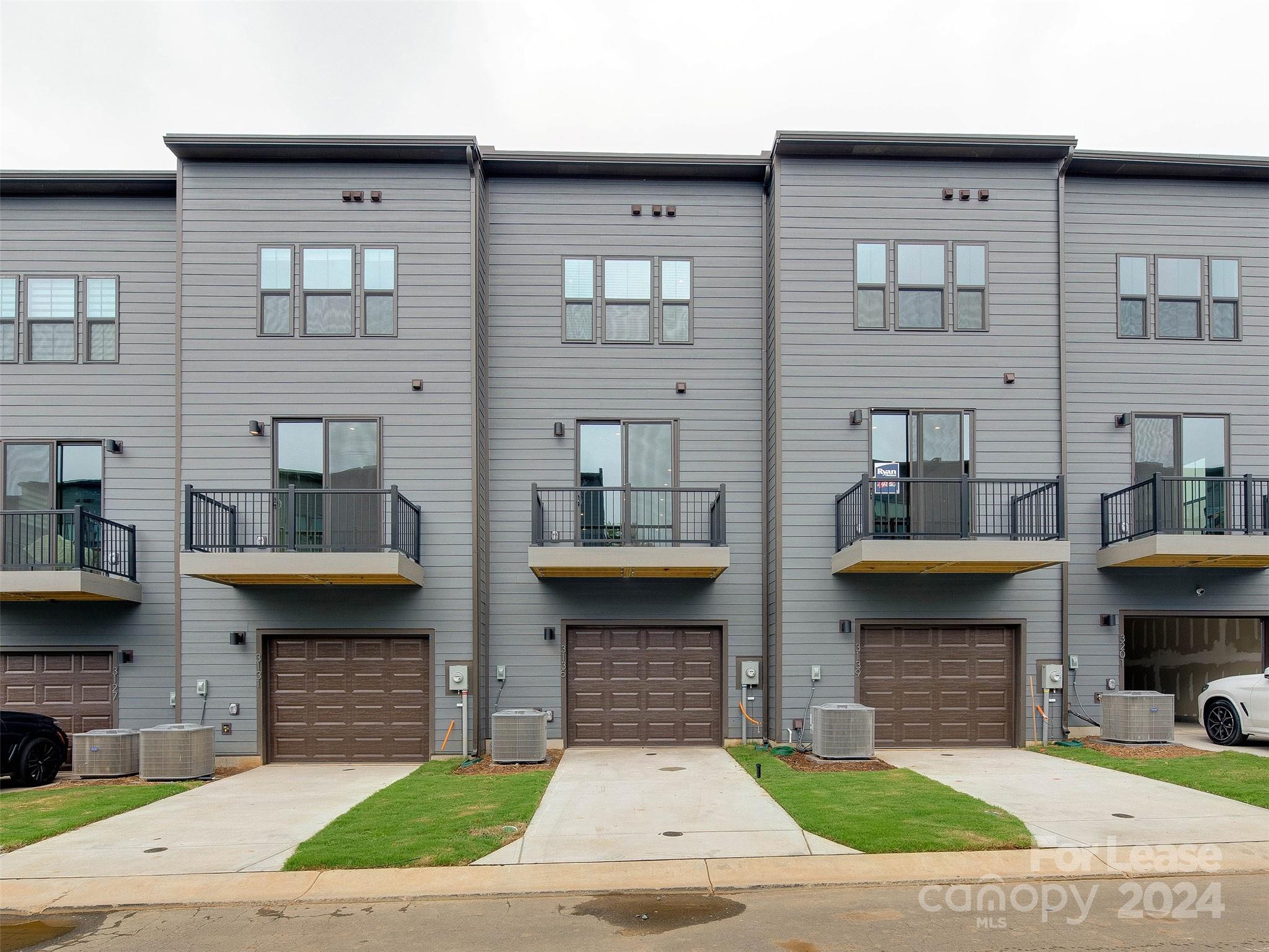 Double Oaks - Residential Lease