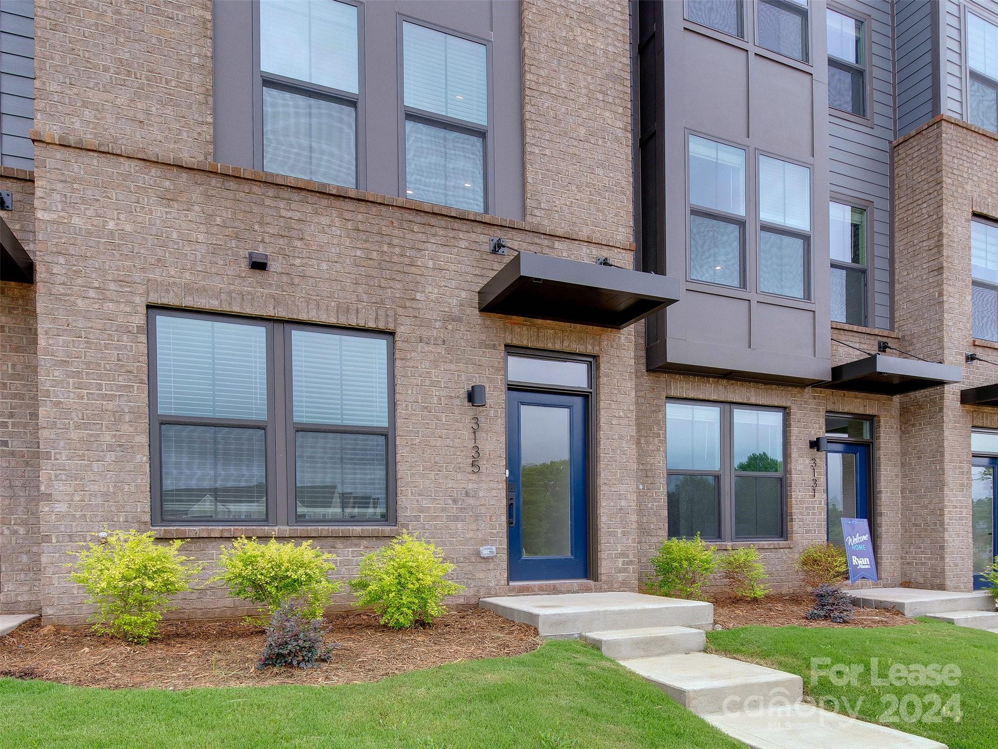Double Oaks - Residential Lease
