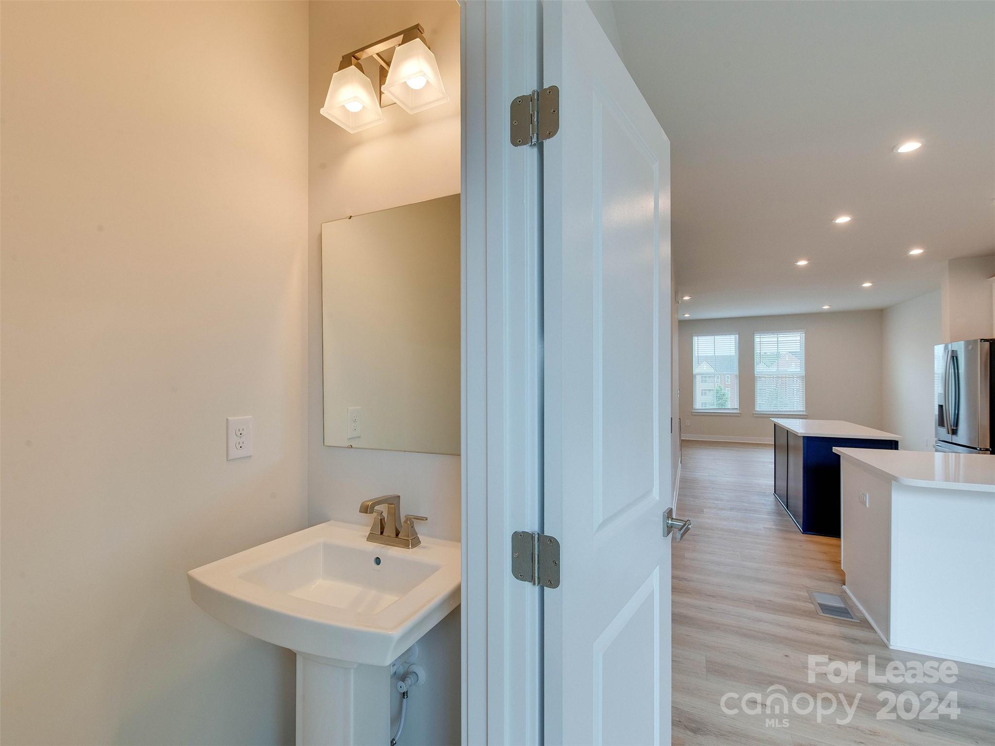 Double Oaks - Residential Lease