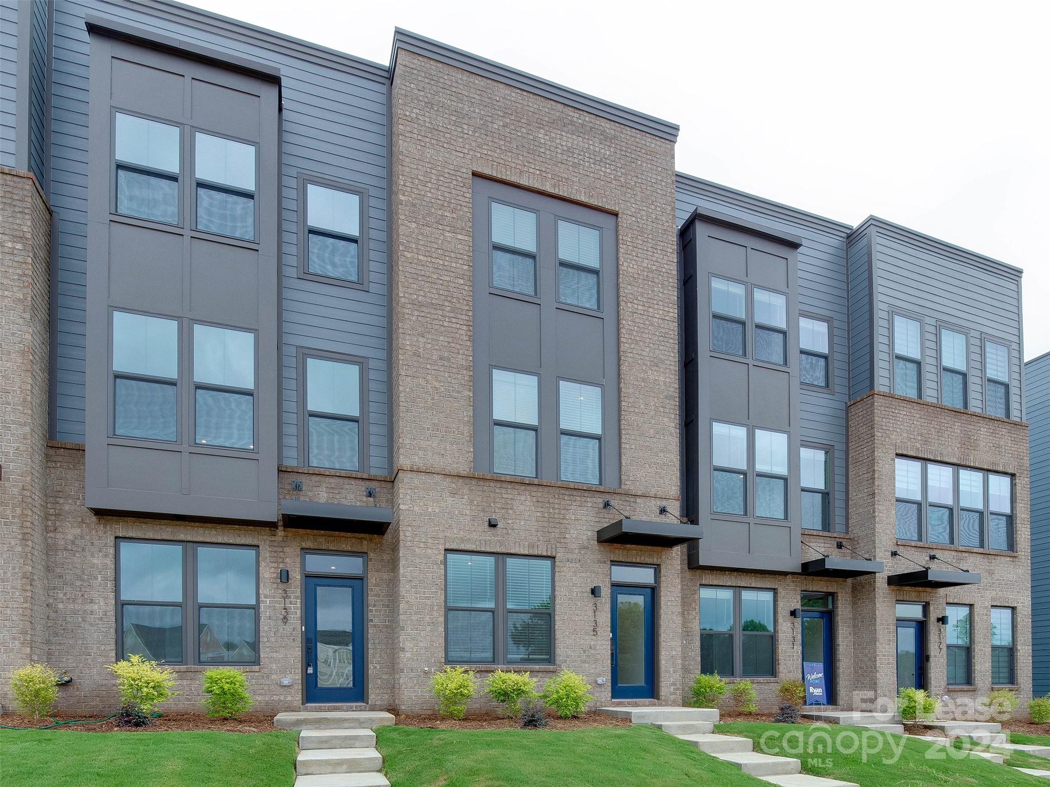 Double Oaks - Residential Lease