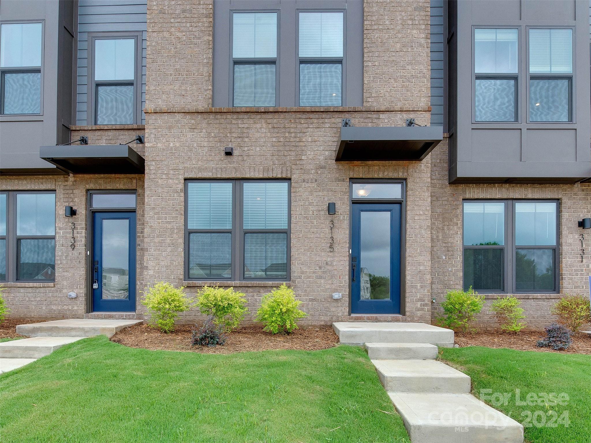 Double Oaks - Residential Lease