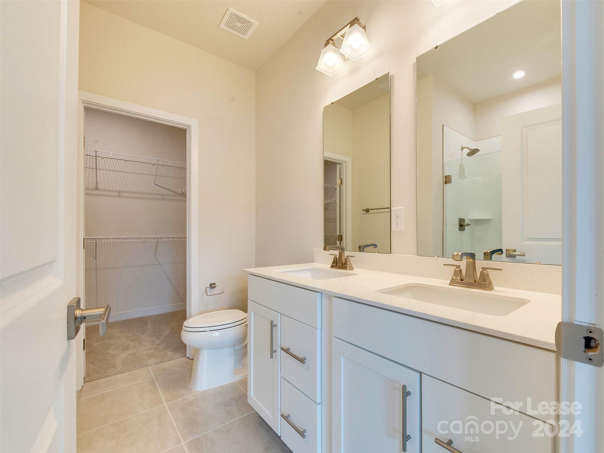 Double Oaks - Residential Lease