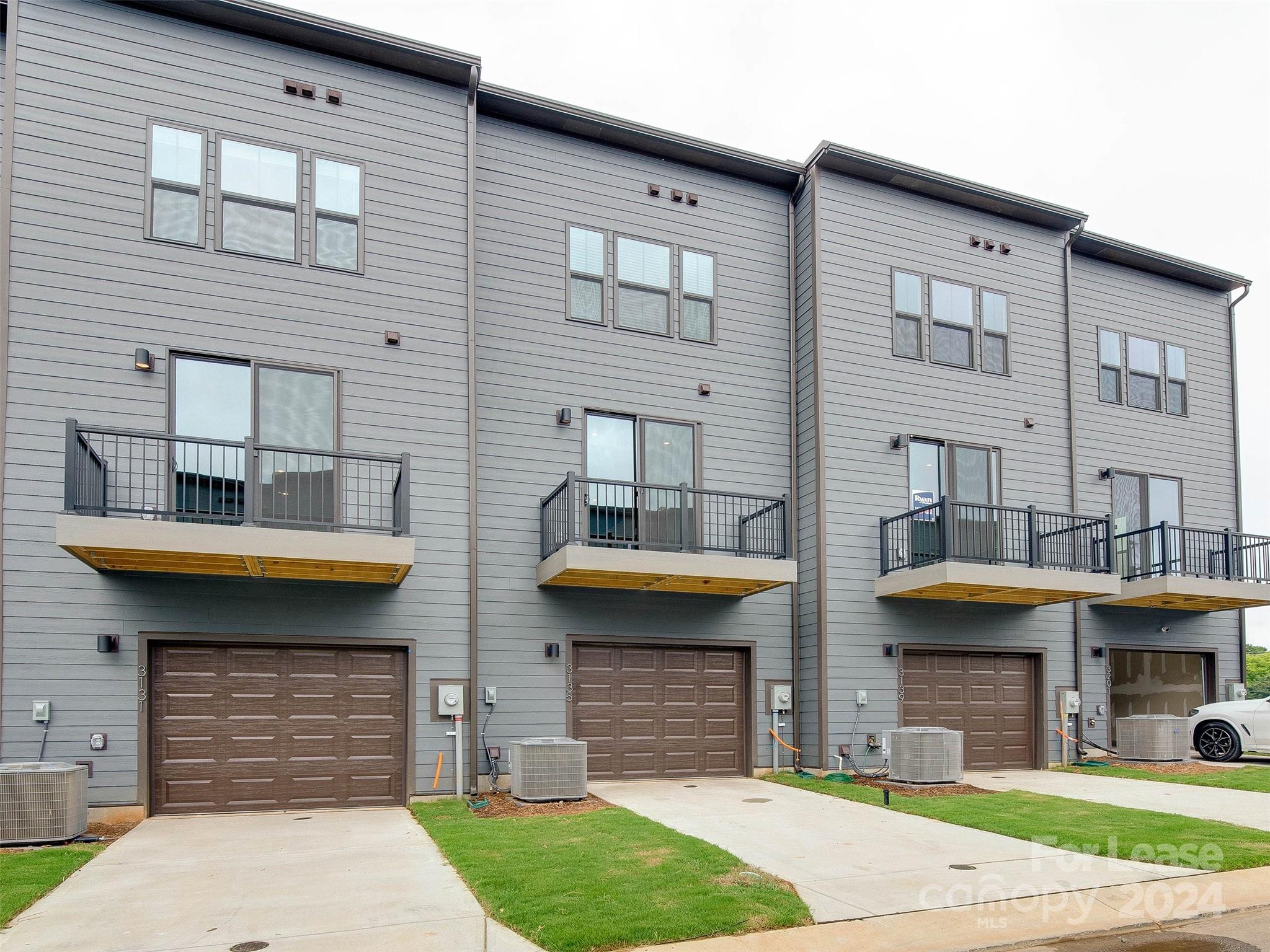 Double Oaks - Residential Lease
