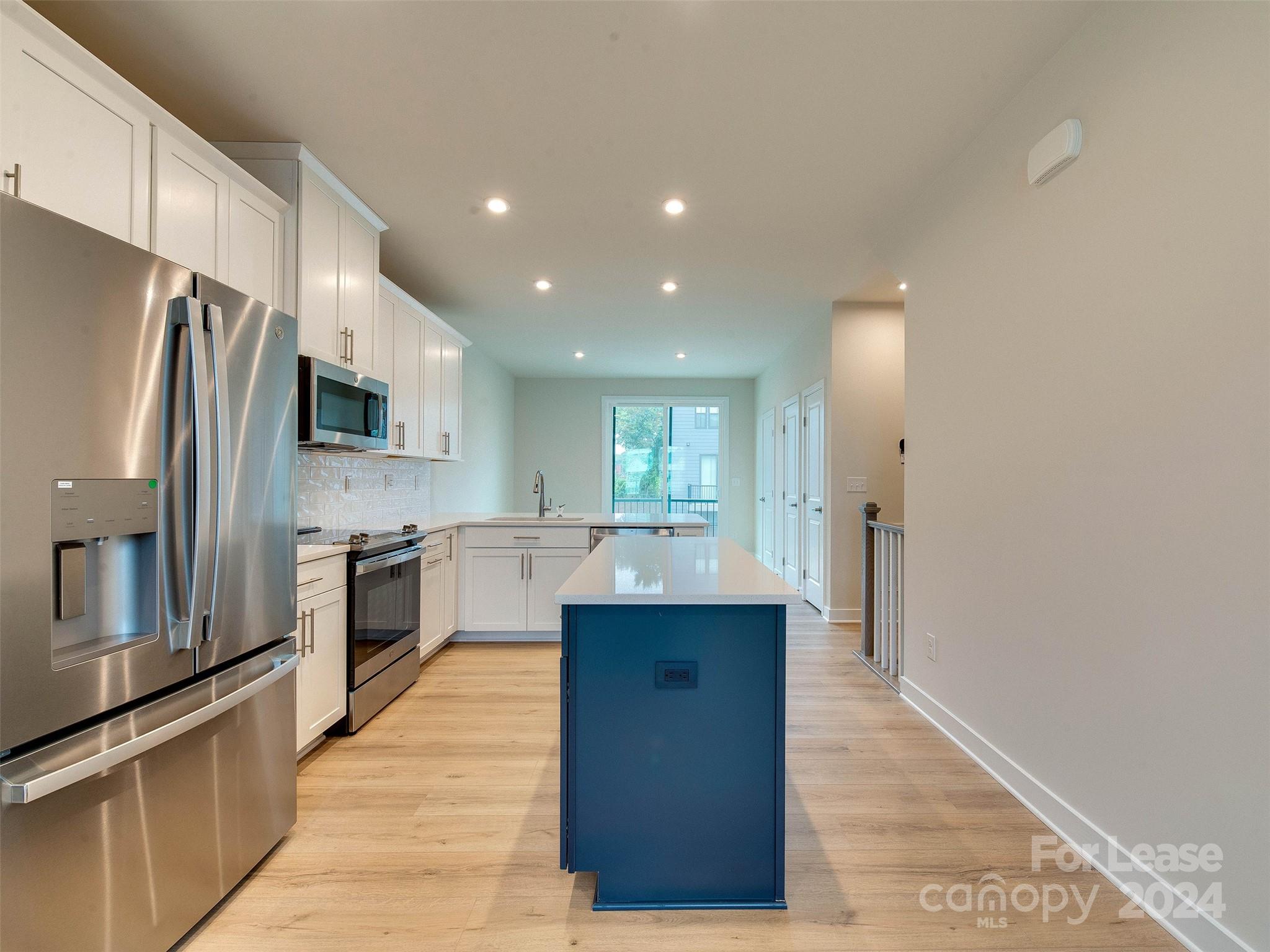 Double Oaks - Residential Lease