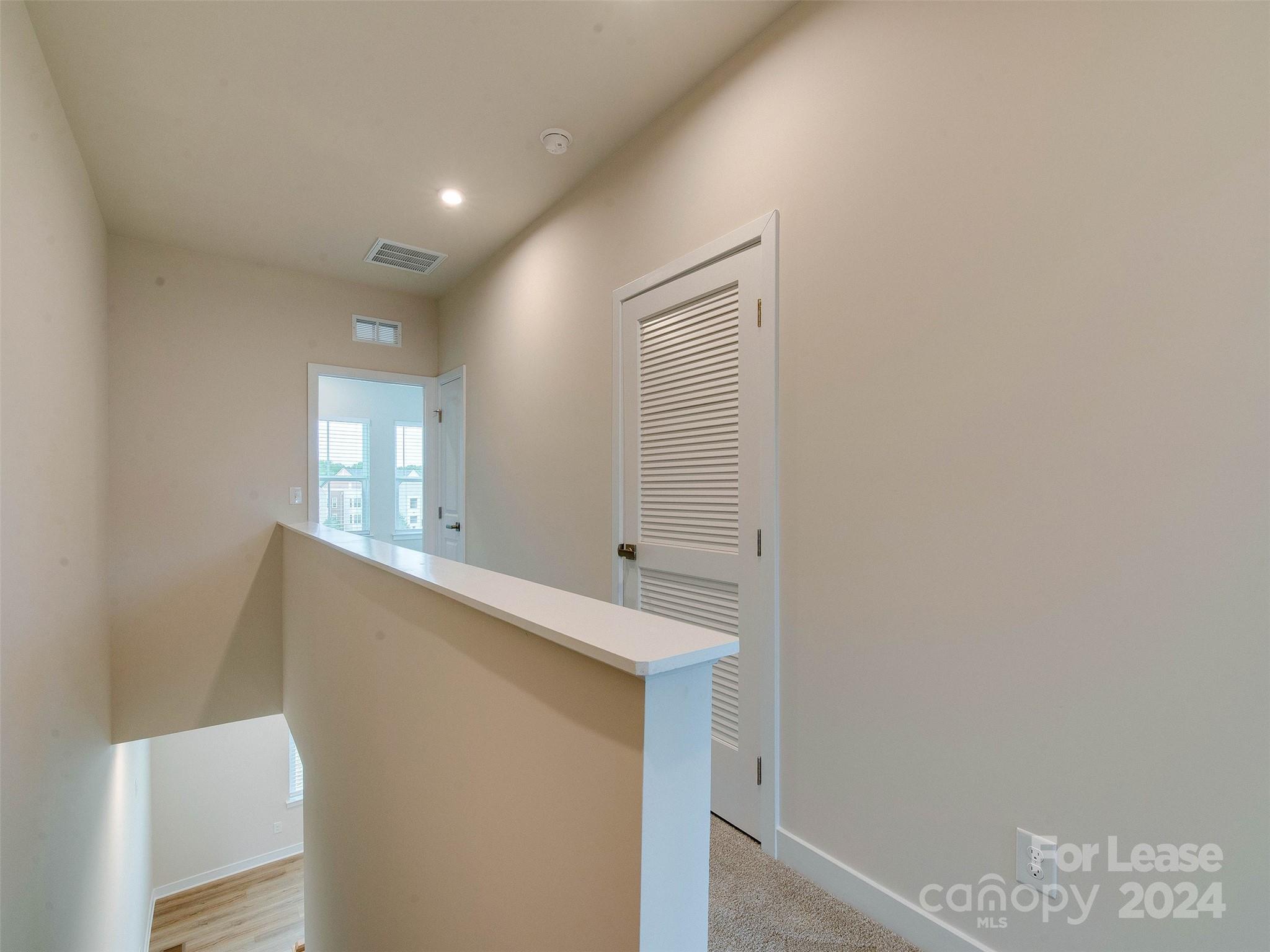 Double Oaks - Residential Lease