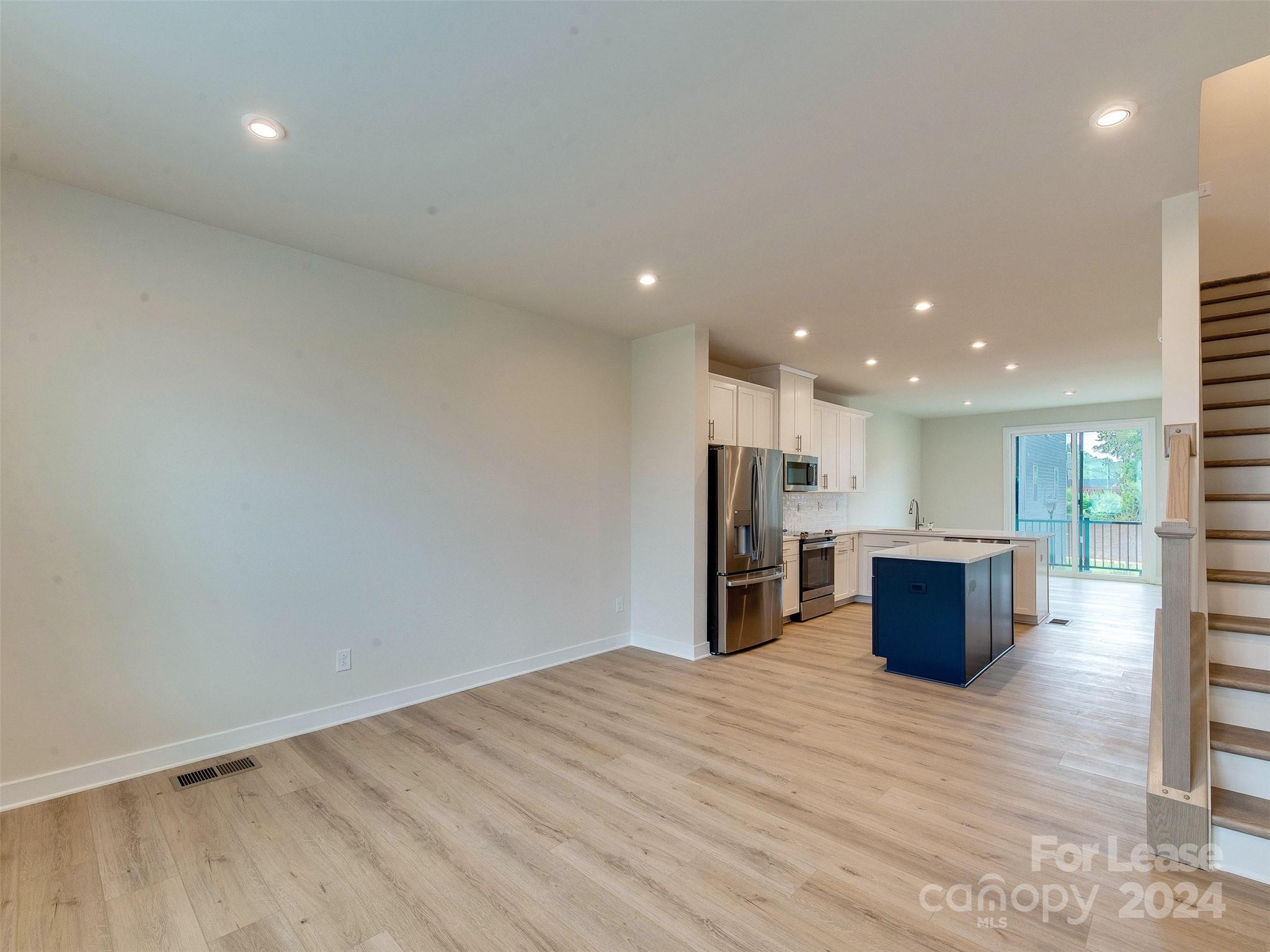 Double Oaks - Residential Lease