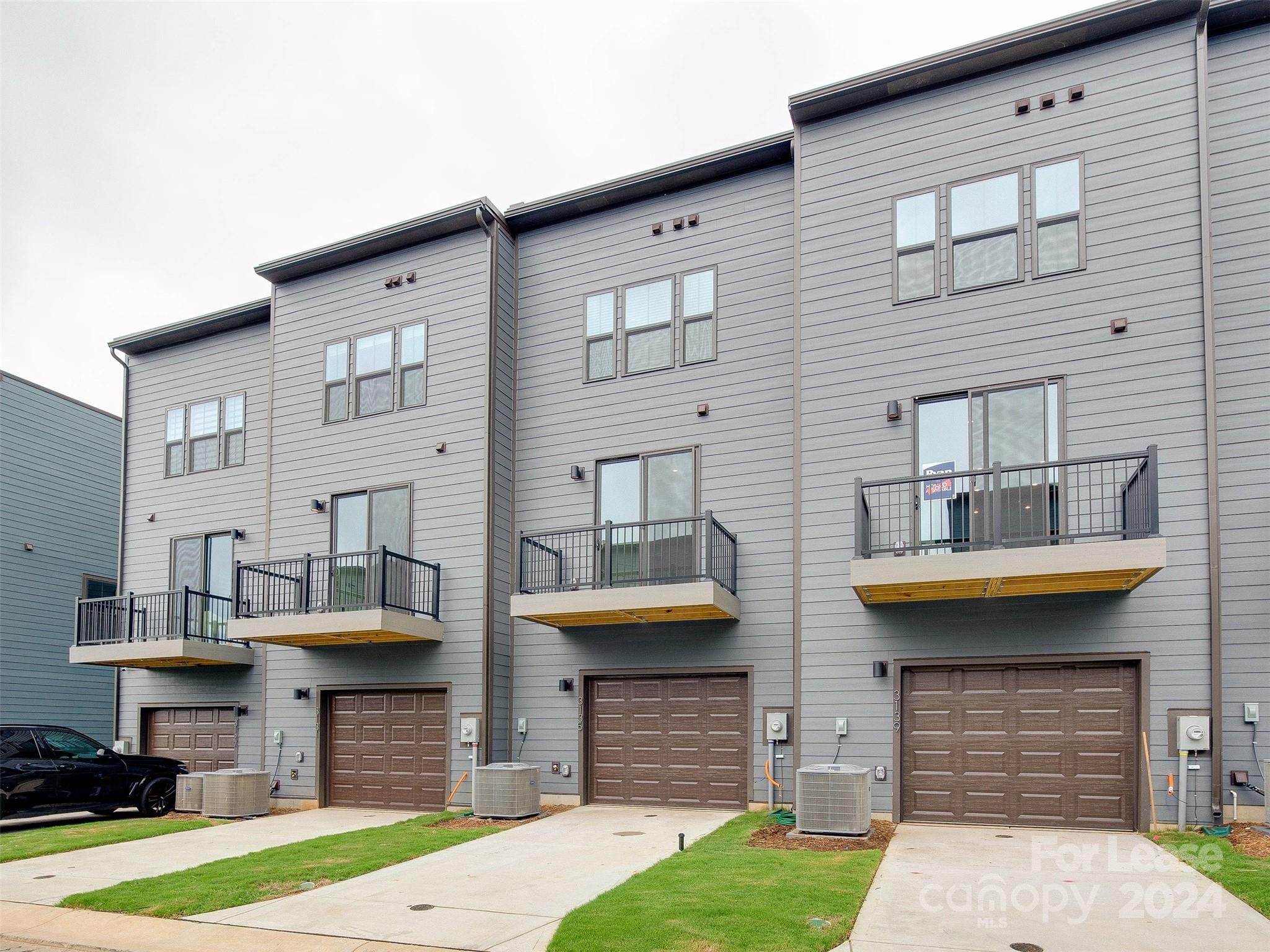 Double Oaks - Residential Lease