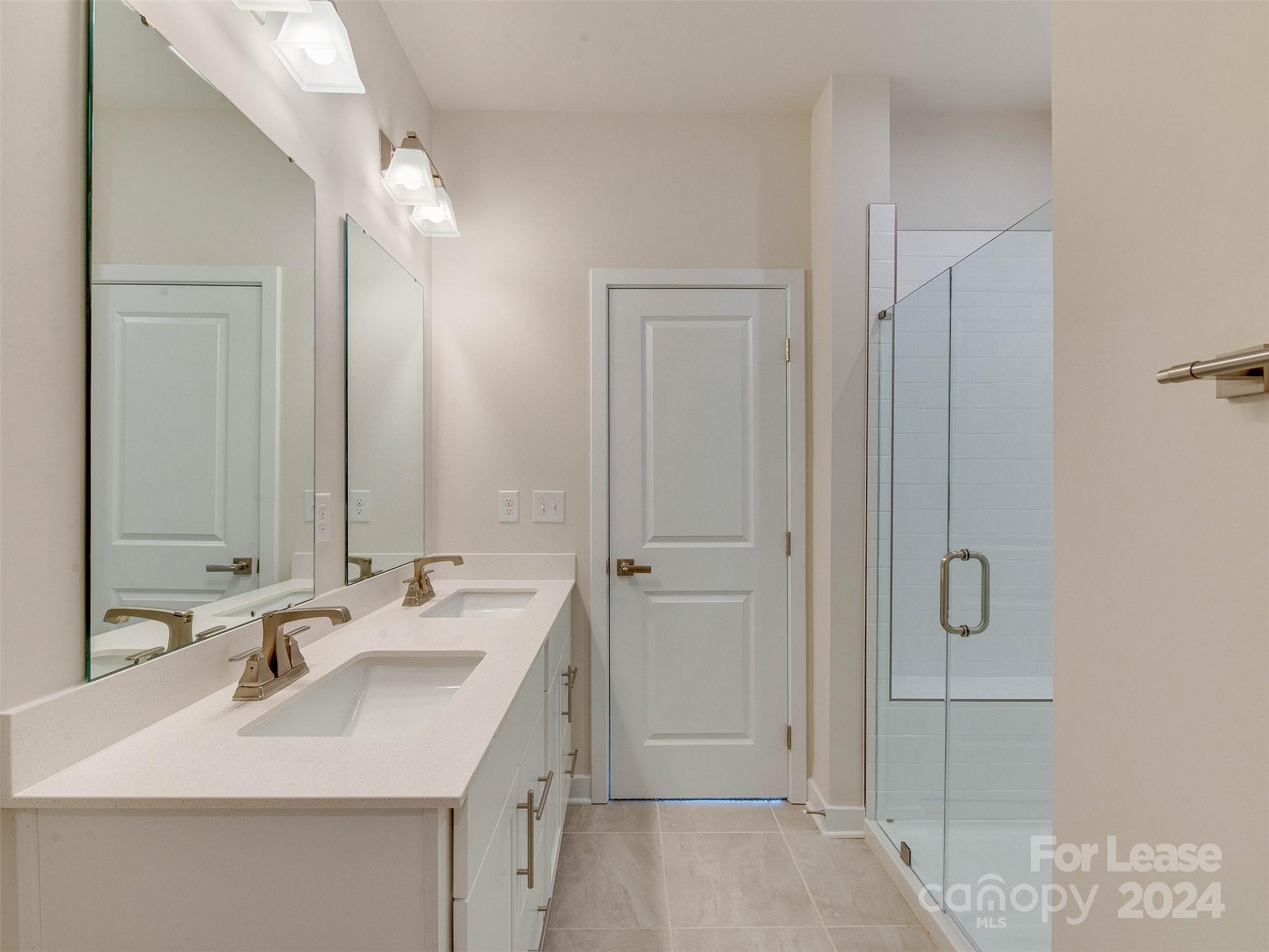 Double Oaks - Residential Lease