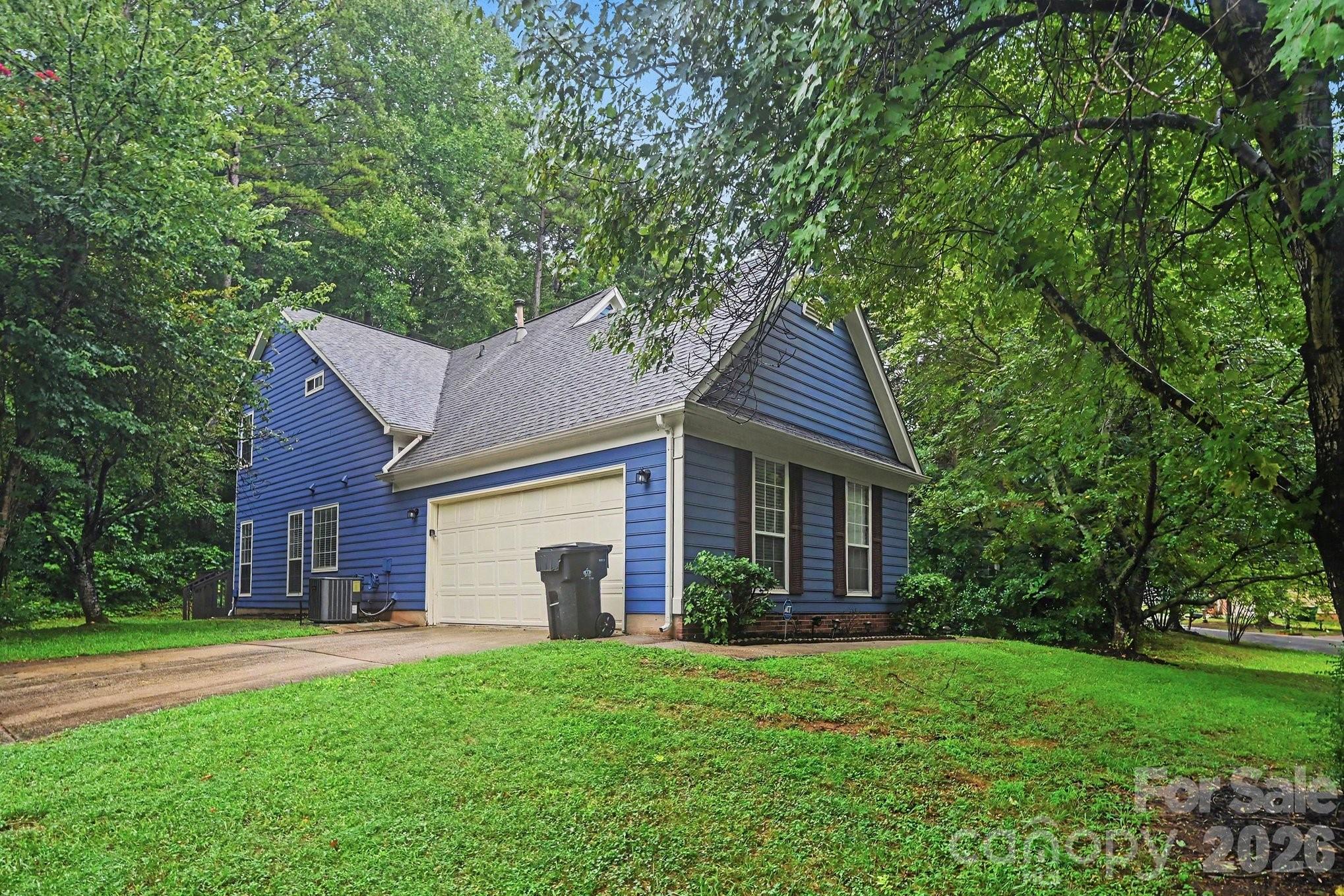 8722 Woodhill Manor Court, Charlotte, NC, 28215