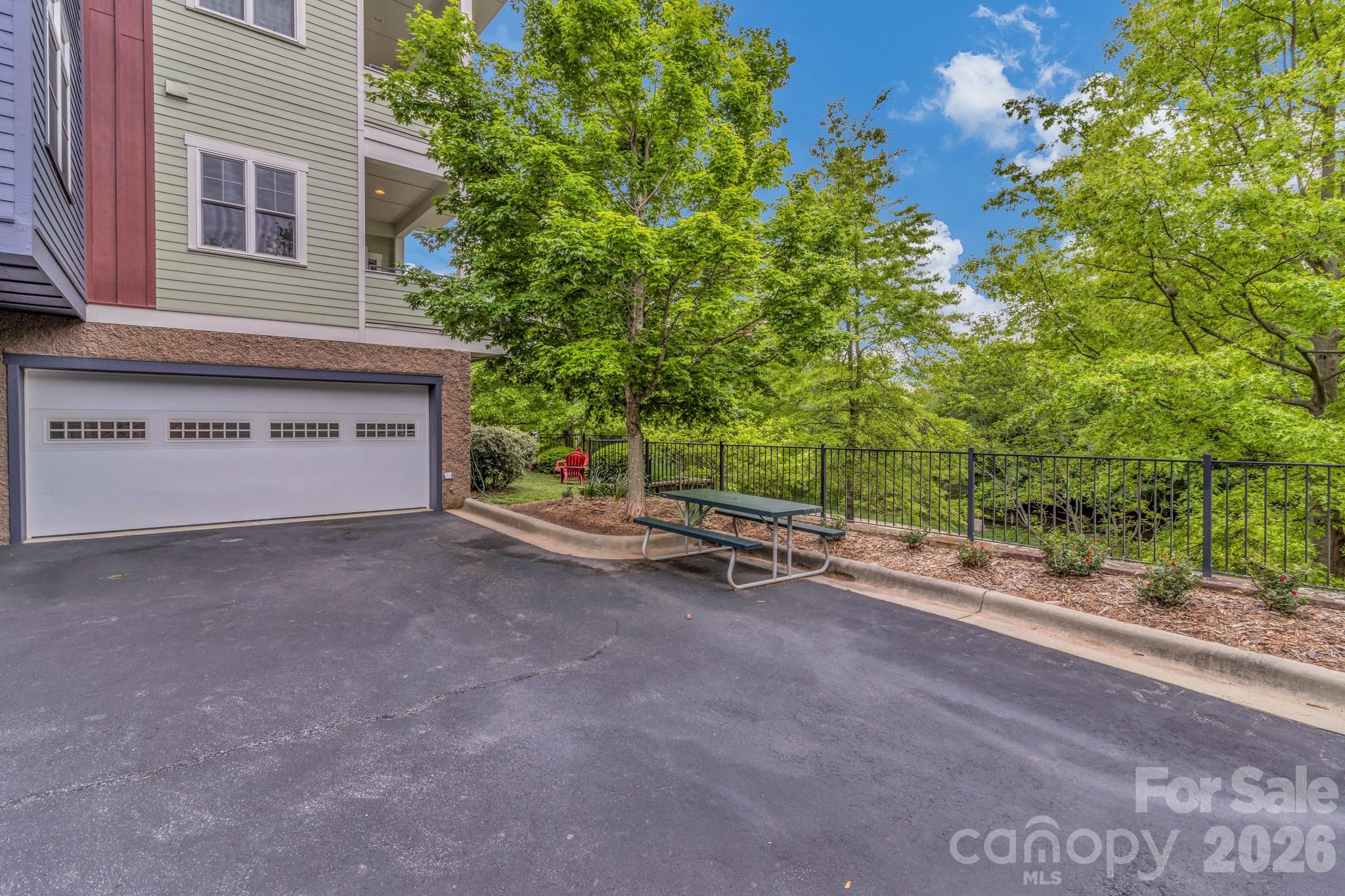 400 Skyloft Drive 102