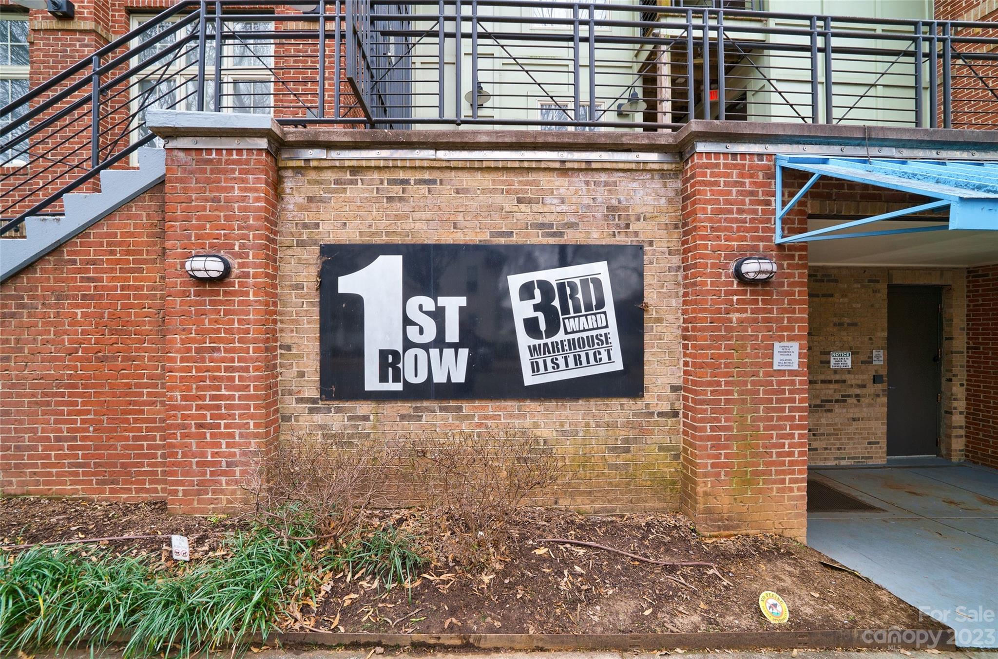 First Row Condominium - Residential