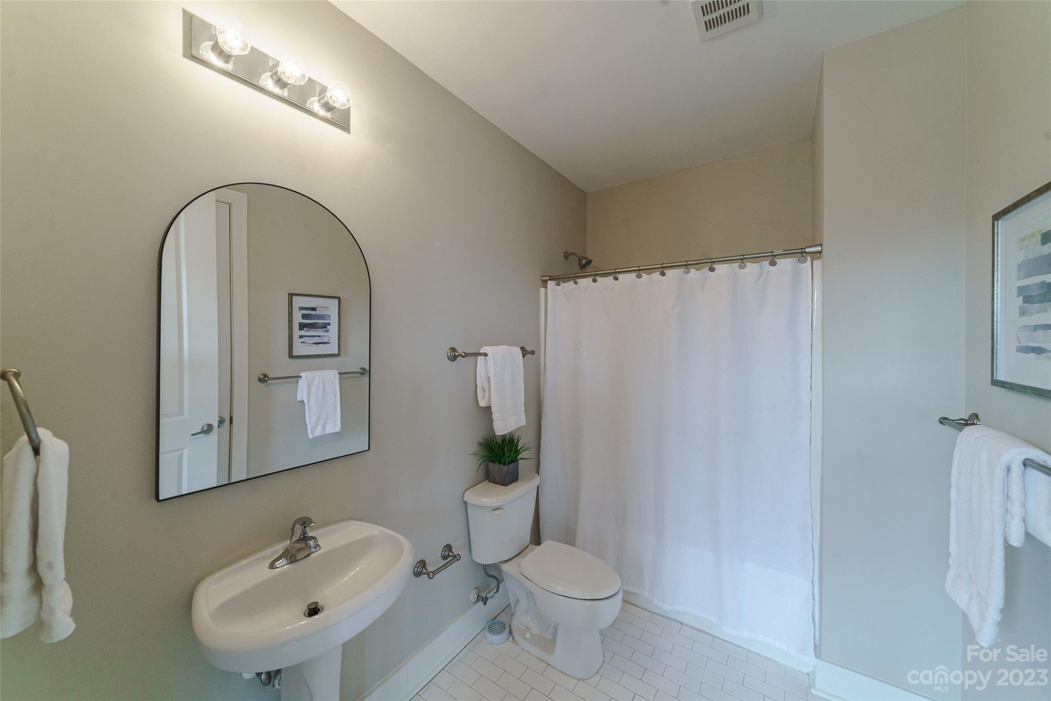 First Row Condominium - Residential