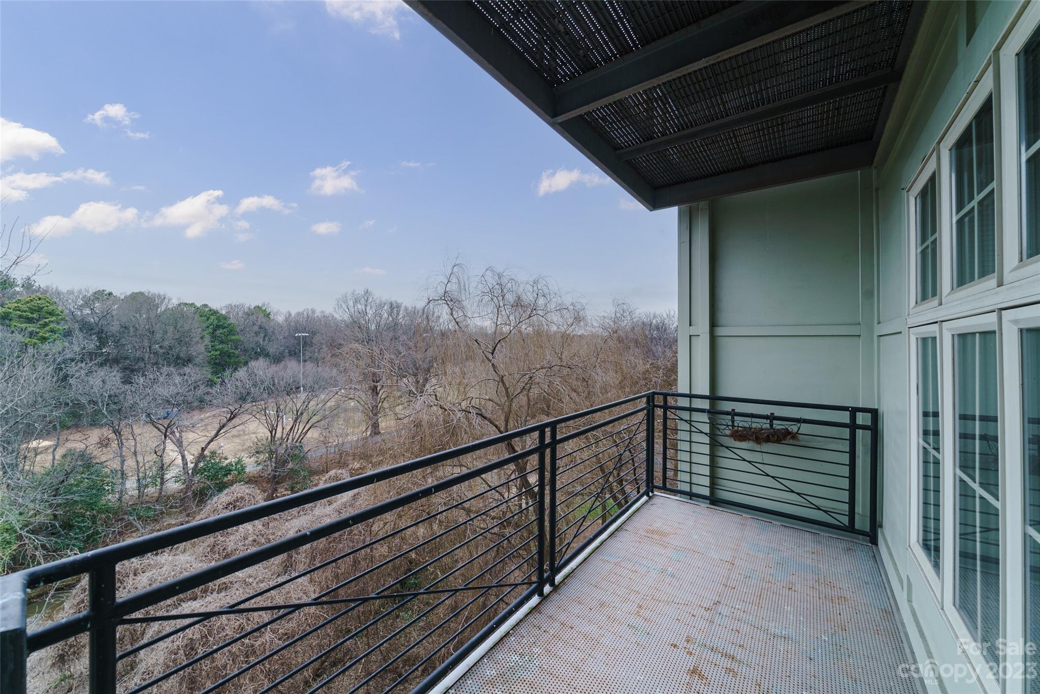 First Row Condominium - Residential