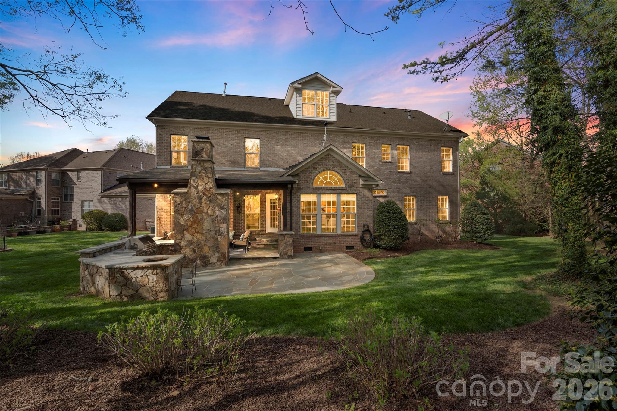 Hunter Oaks - Residential