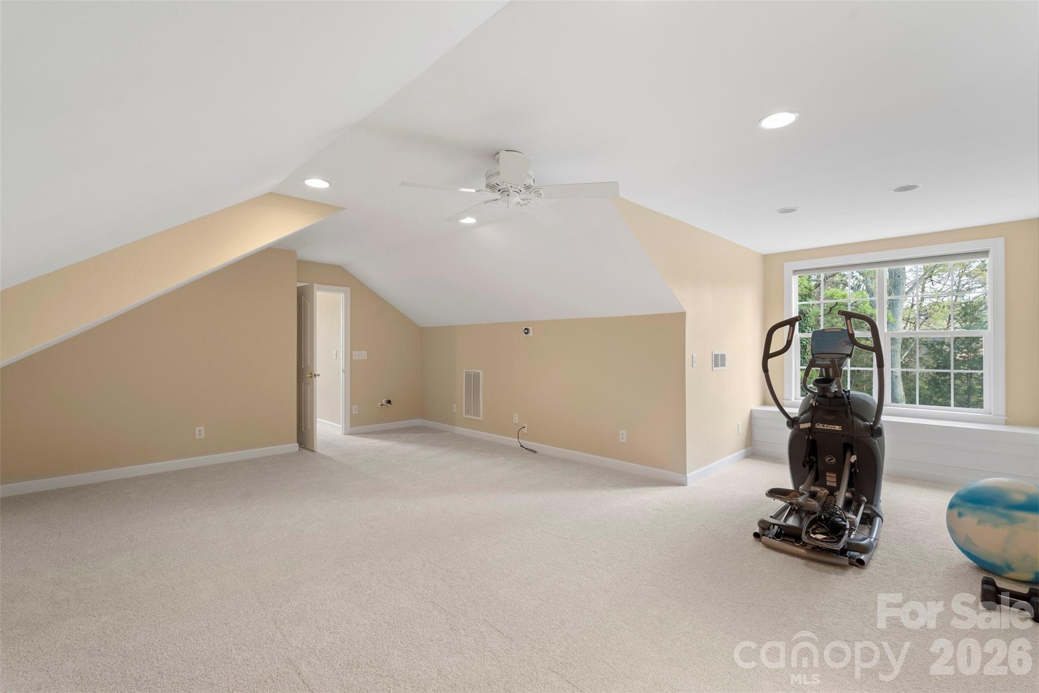 Hunter Oaks - Residential