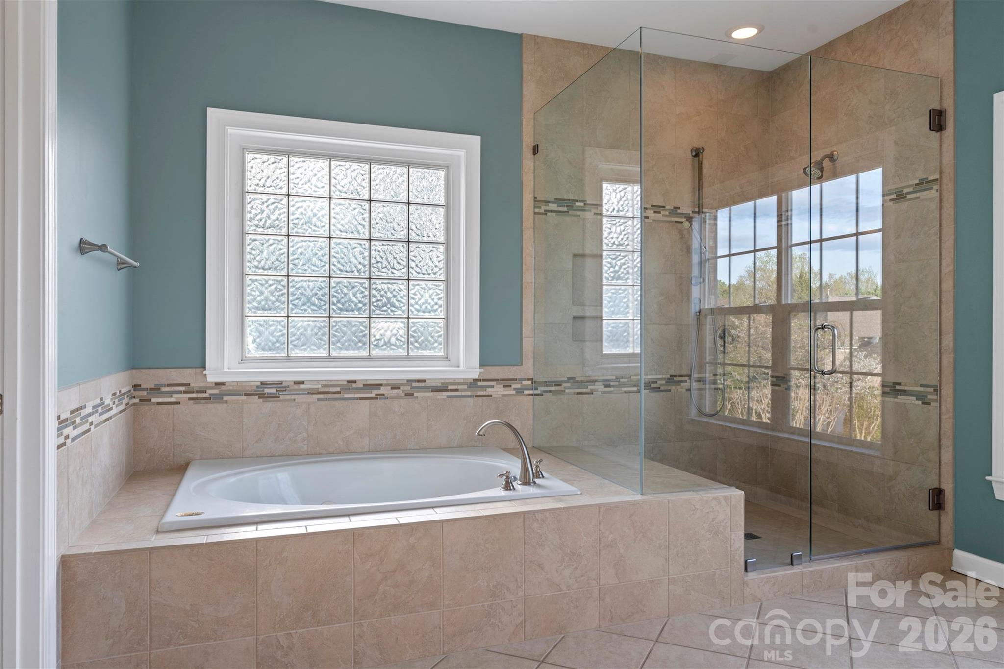 Hunter Oaks - Residential