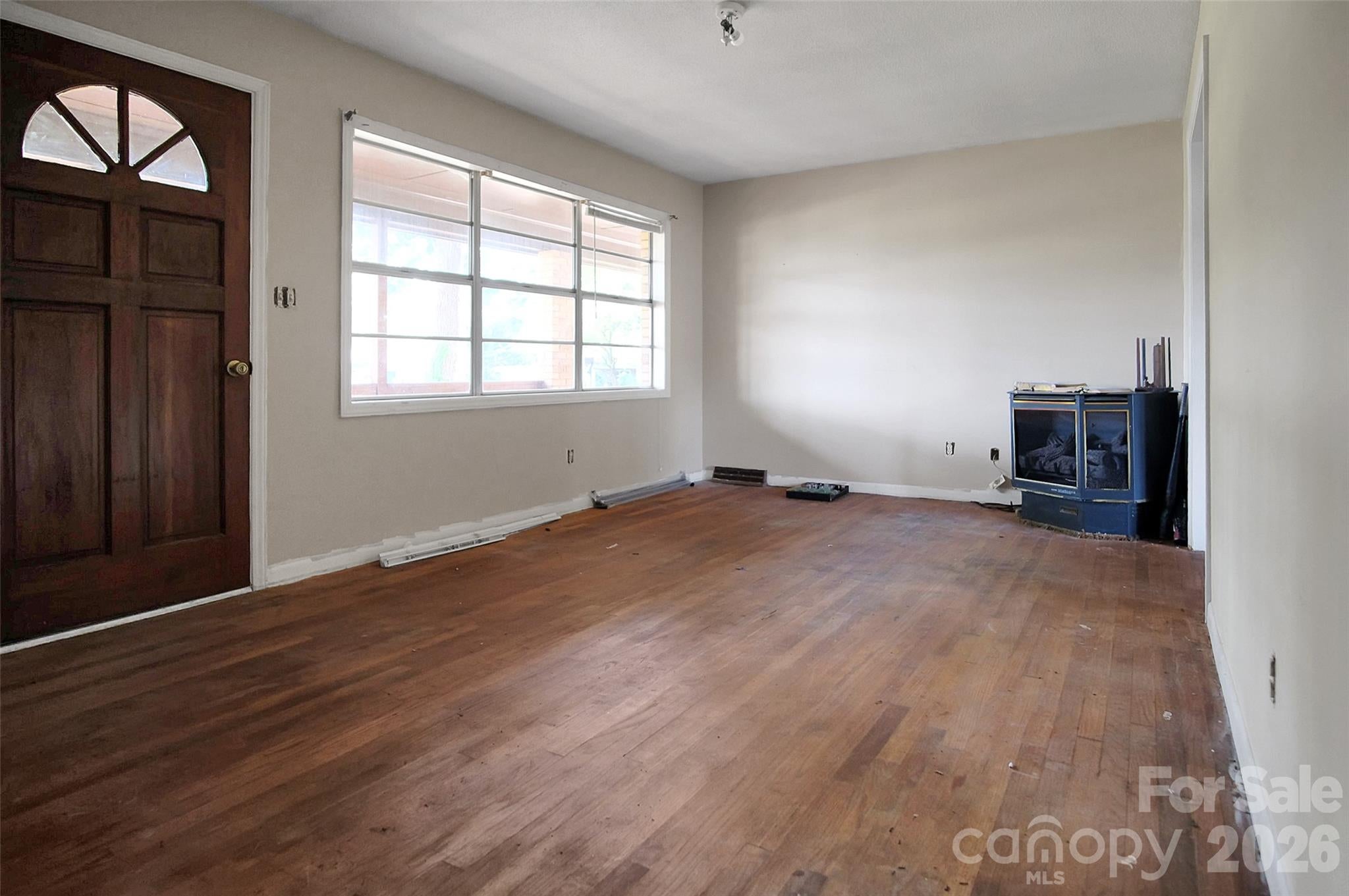 805 Woodside Drive