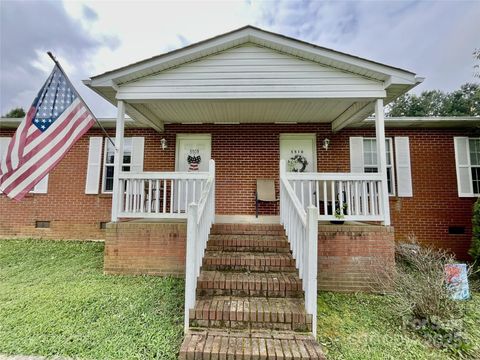 5508-5510 Wrenn Drive Denver NC 28037