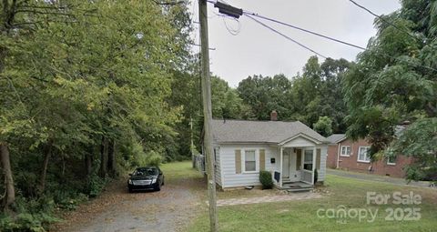 Photo of 1315 Pinkney Street, Rock Hill, SC 29730 (MLS # 4310086)