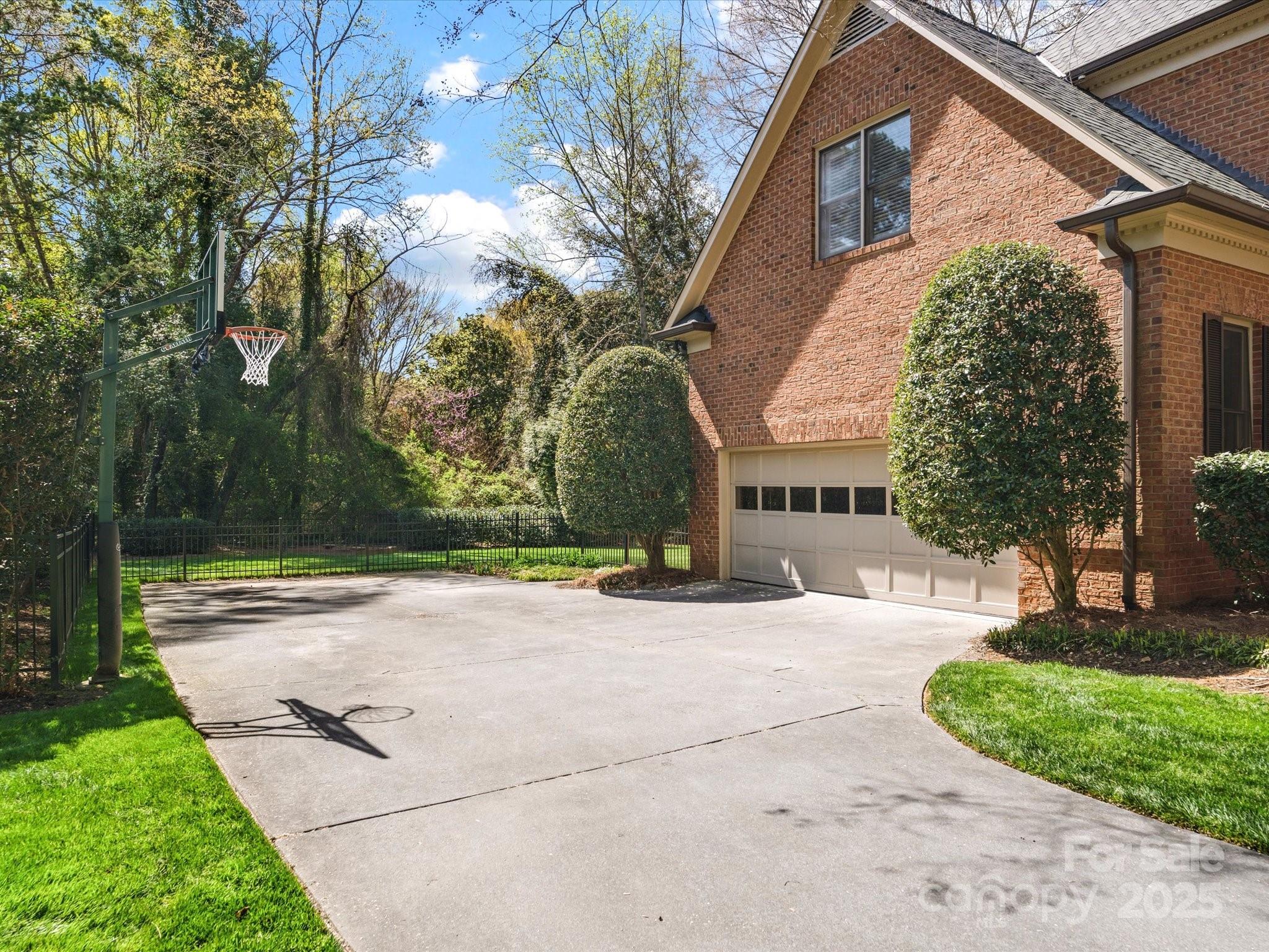 Giverny - Residential