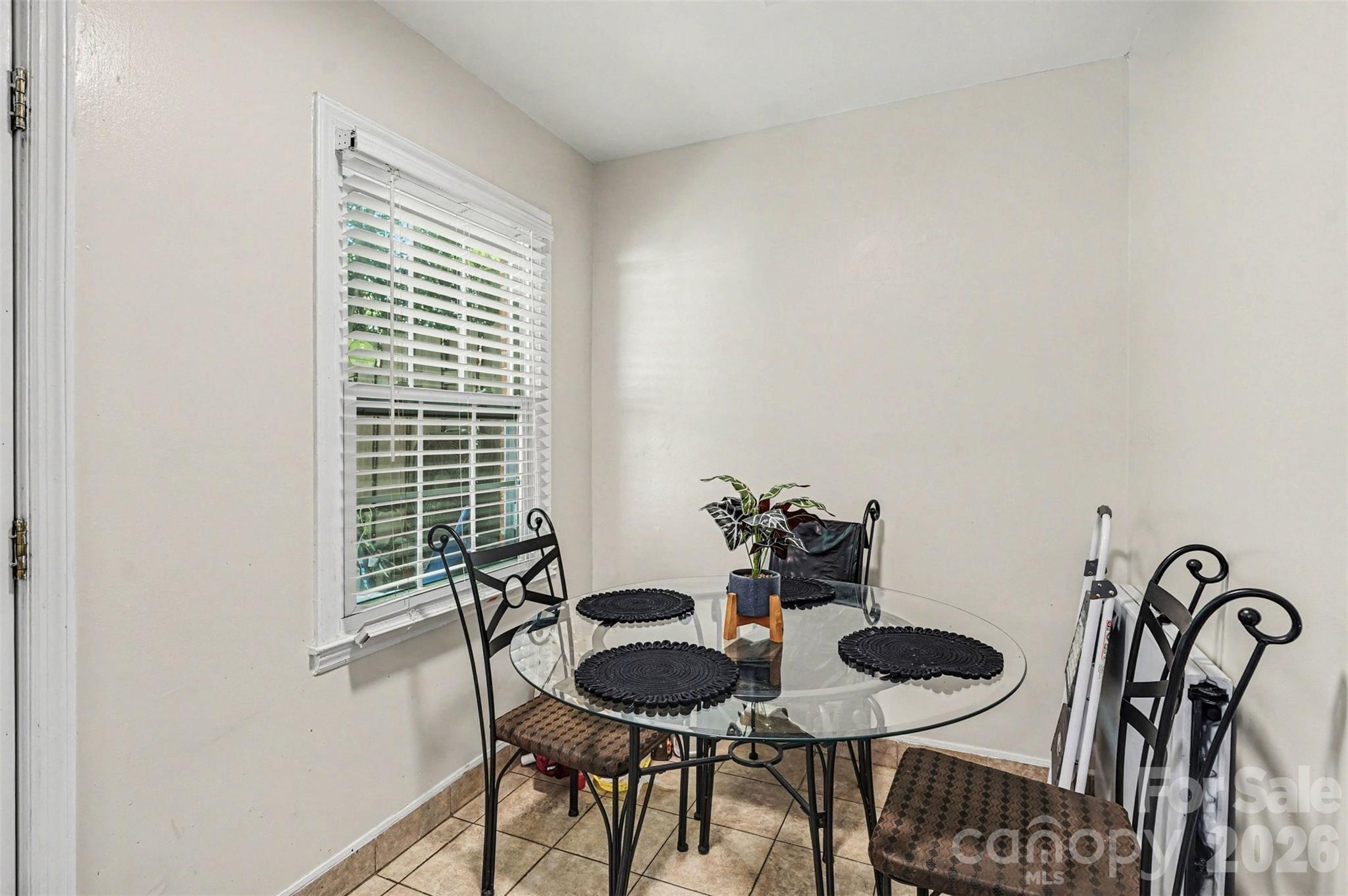 Carriage House - Residential