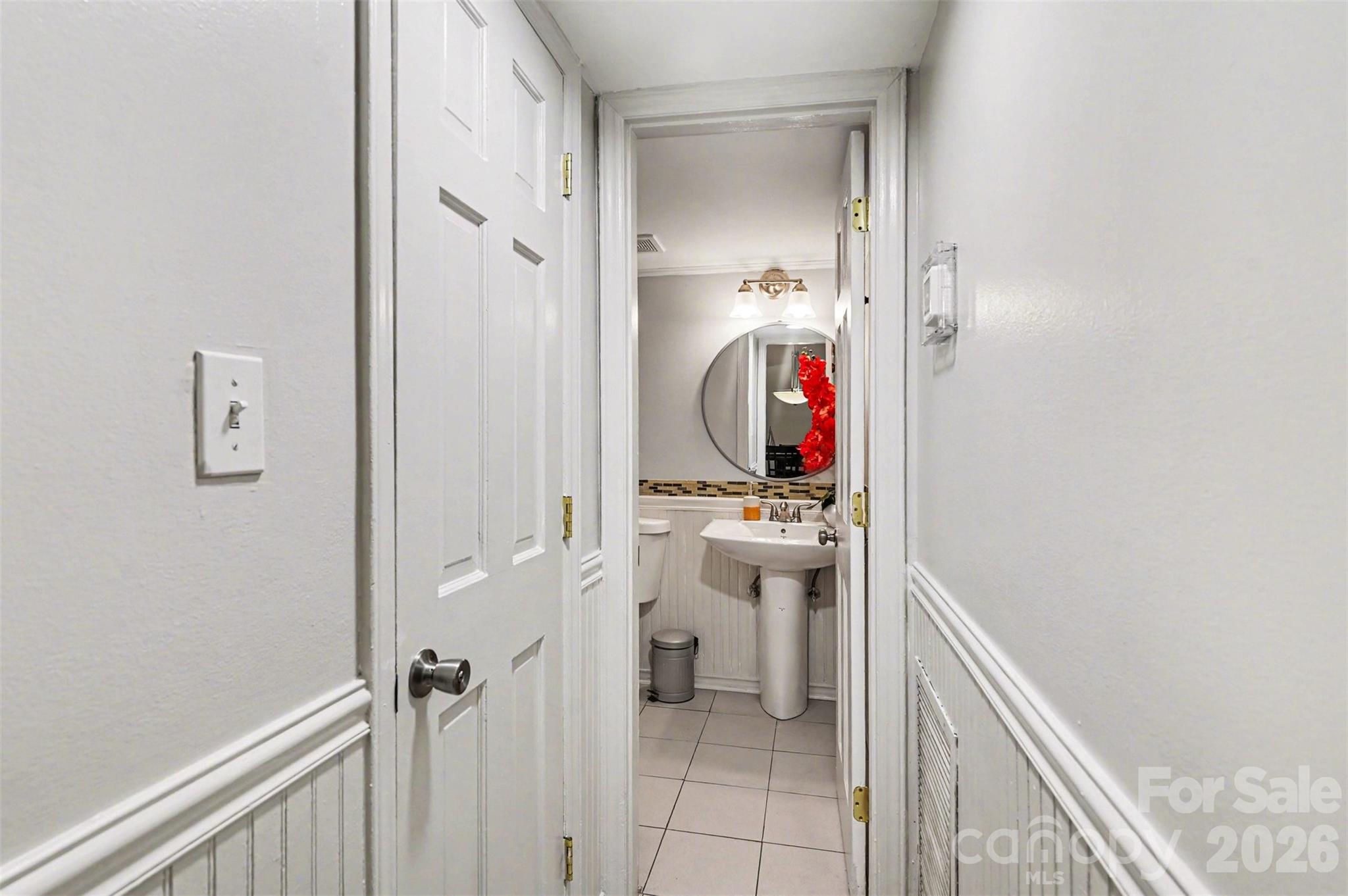 Carriage House - Residential