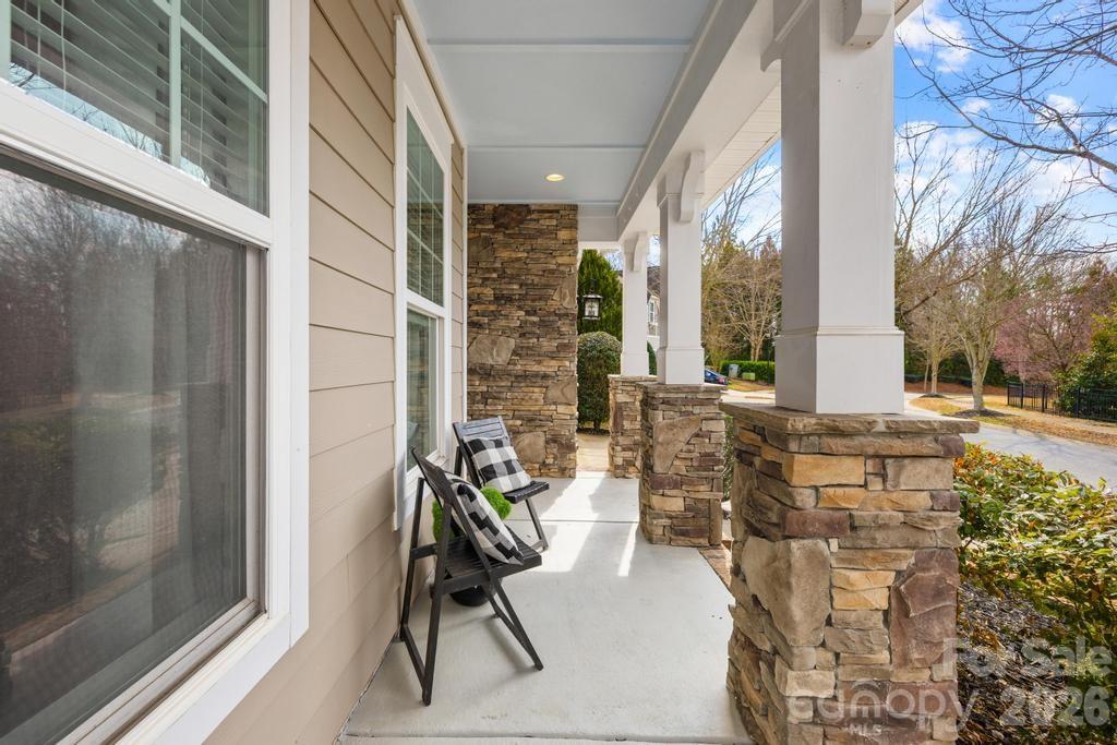 1007 Hamil Ridge Drive