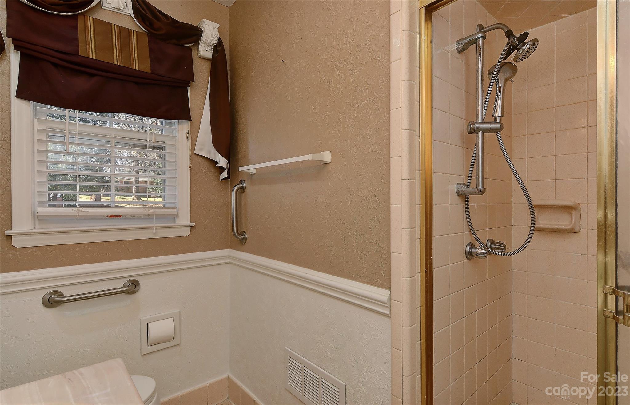 Kilbourne Acres - Residential