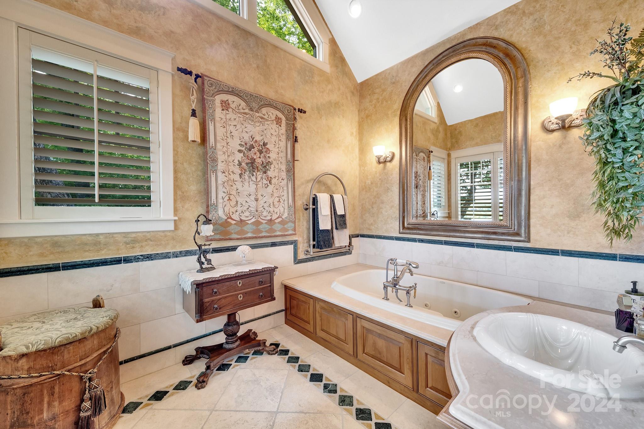 Lake Toxaway Estates - Residential