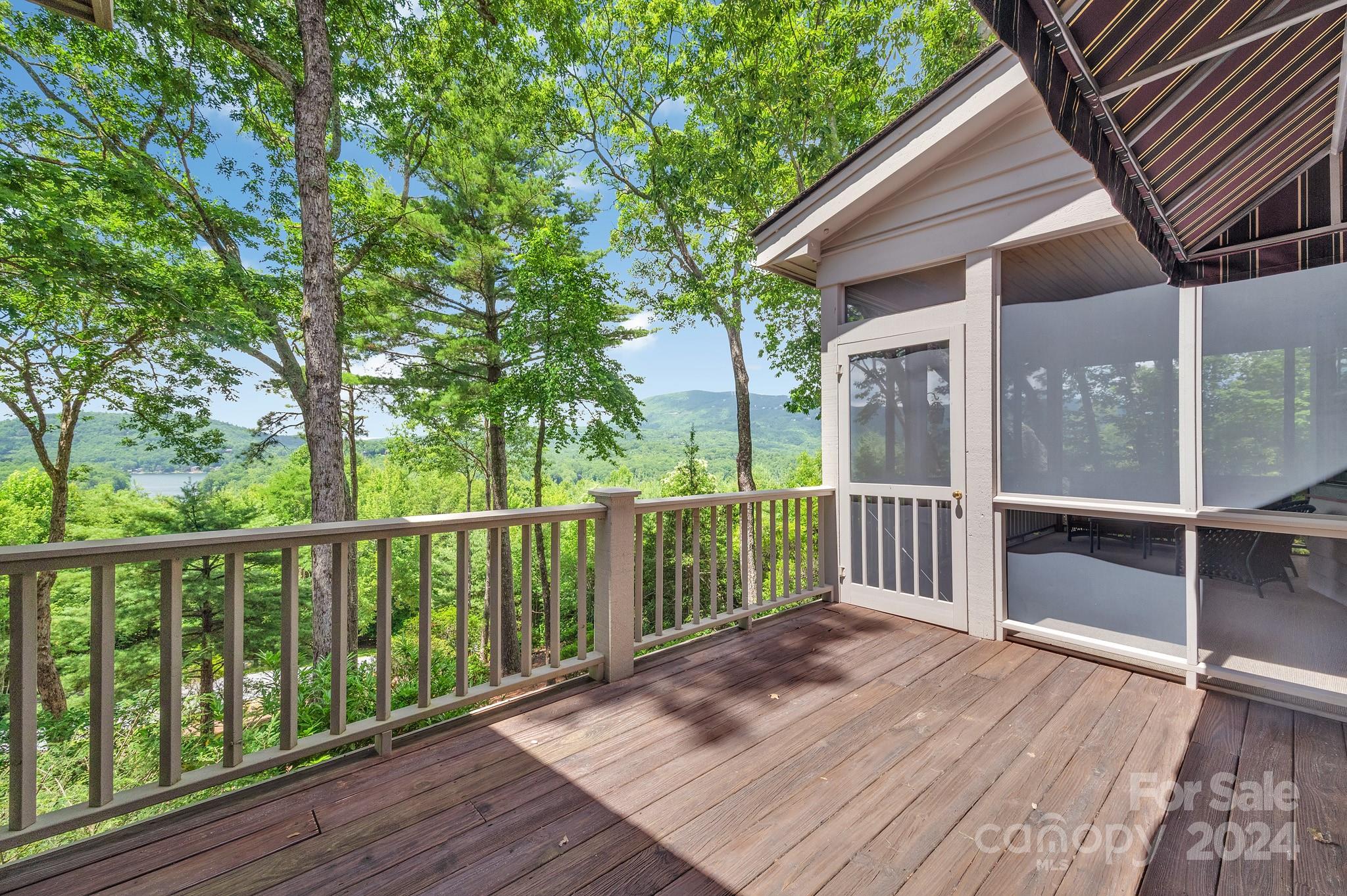 Lake Toxaway Estates - Residential