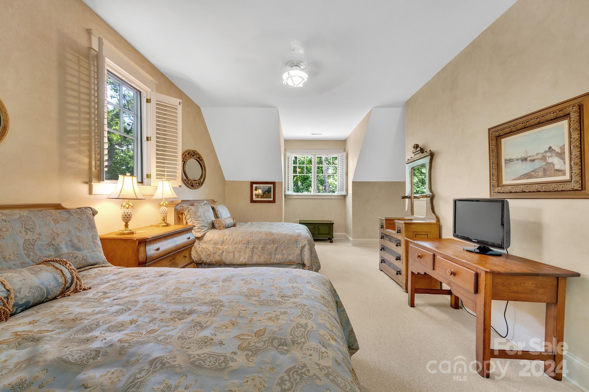 Lake Toxaway Estates - Residential