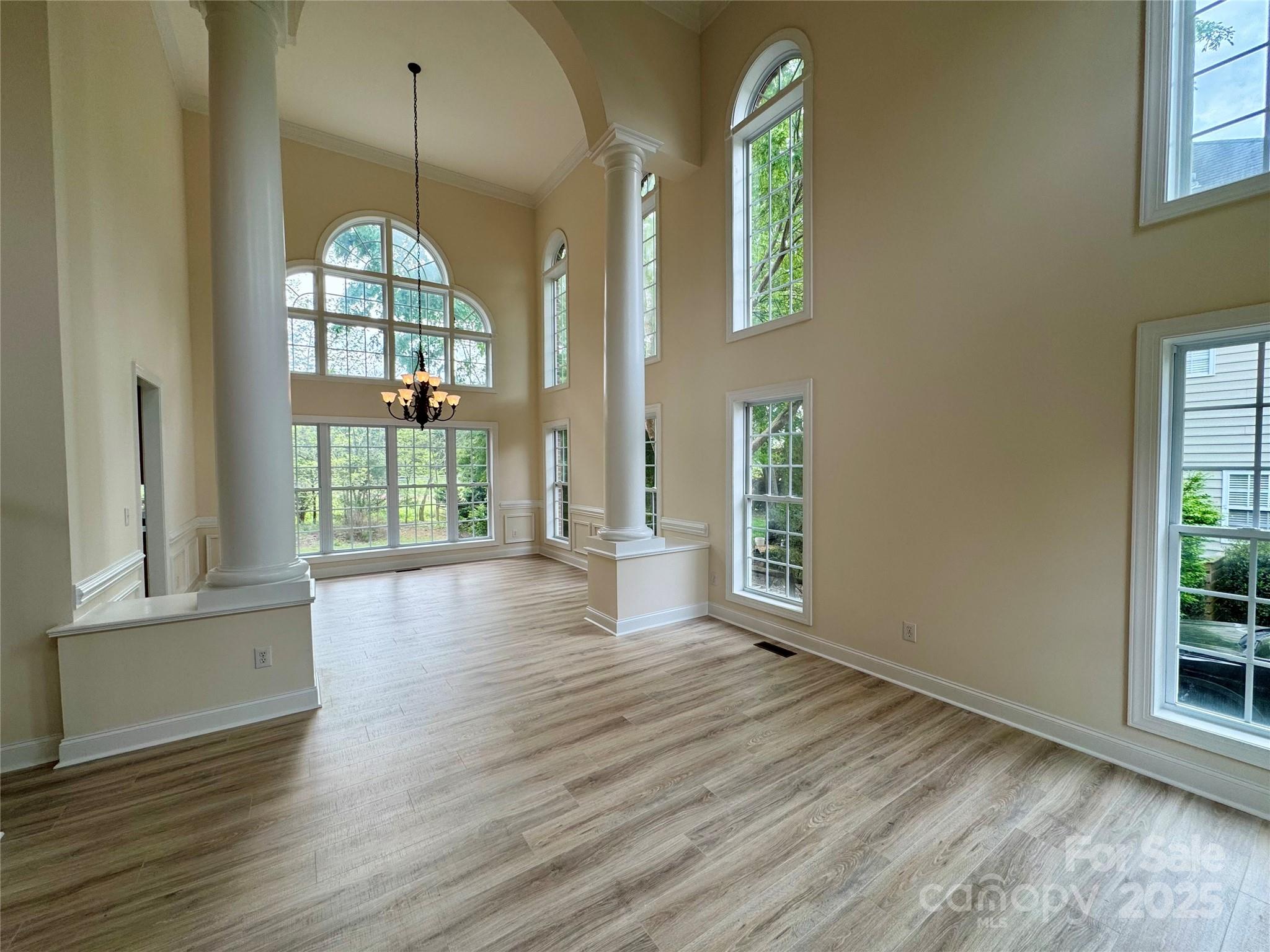 6316 Glengarrie Lane
