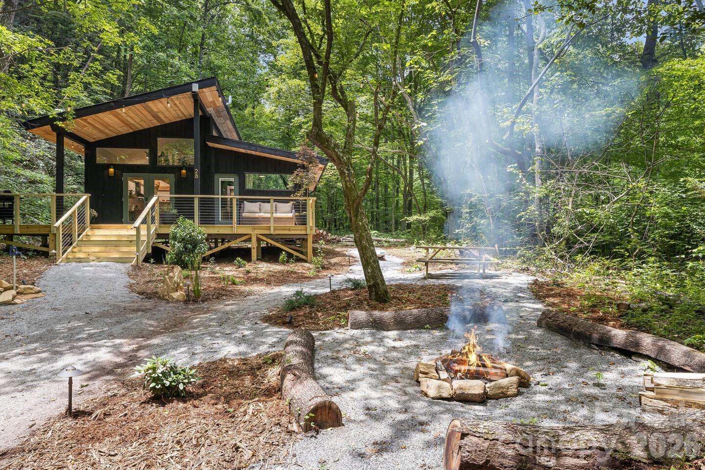 352 Twinbrook Lane