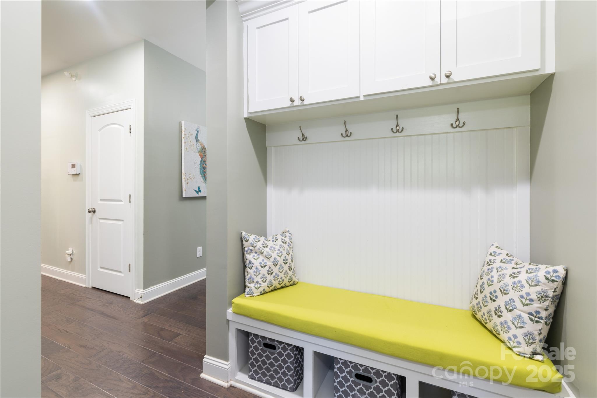 8828 Newbury Grove Street