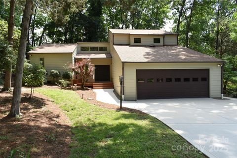 8117 Rising Meadow Road Charlotte NC 28277