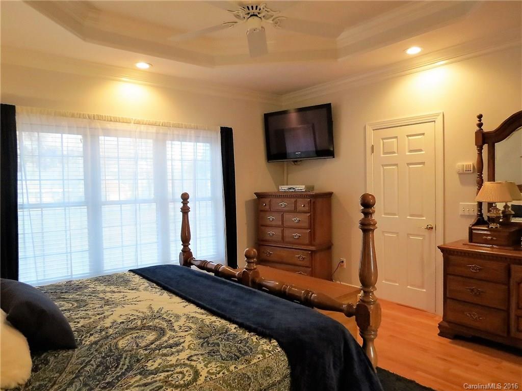 Walnut Ridge - Residential