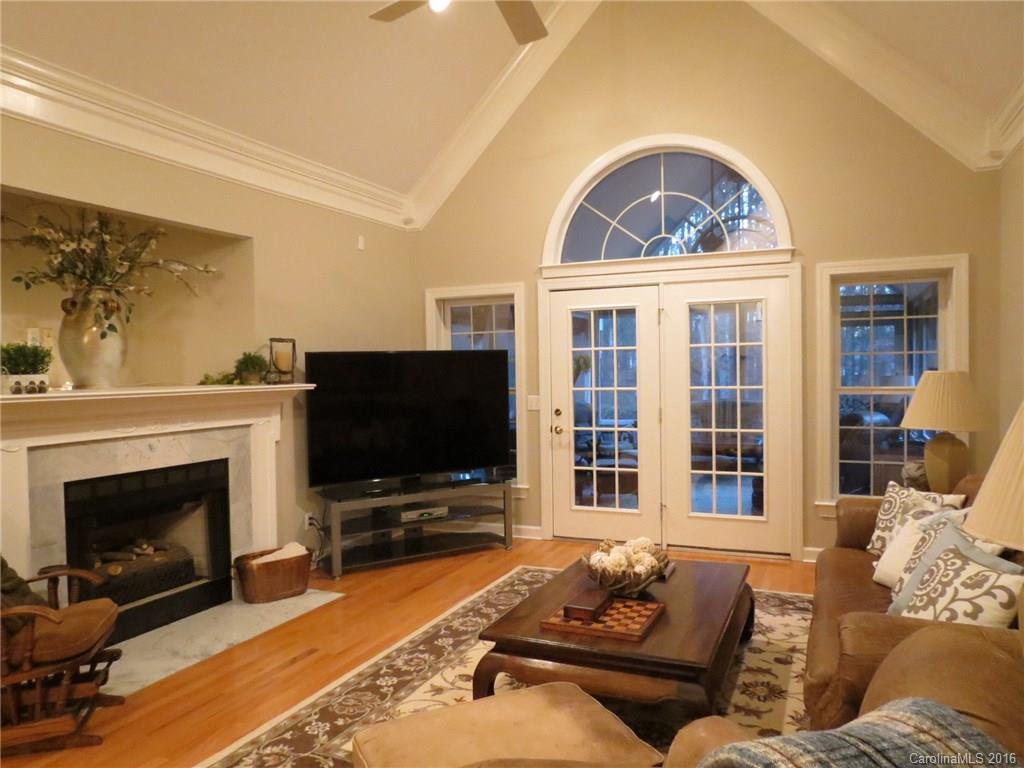 Walnut Ridge - Residential