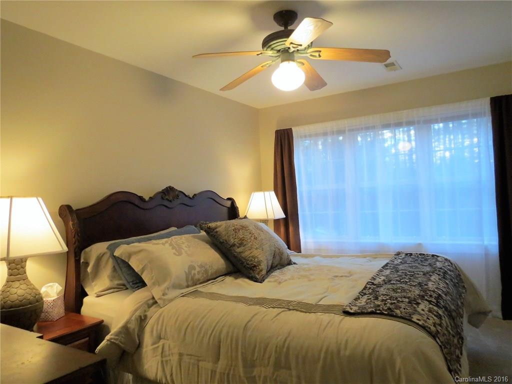 Walnut Ridge - Residential