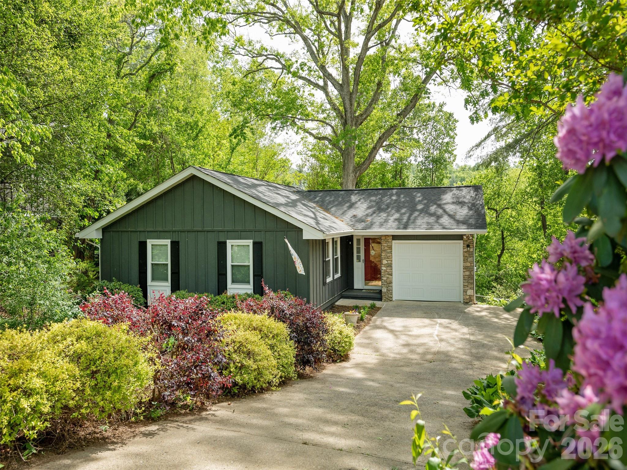 40 Fieldcrest Road